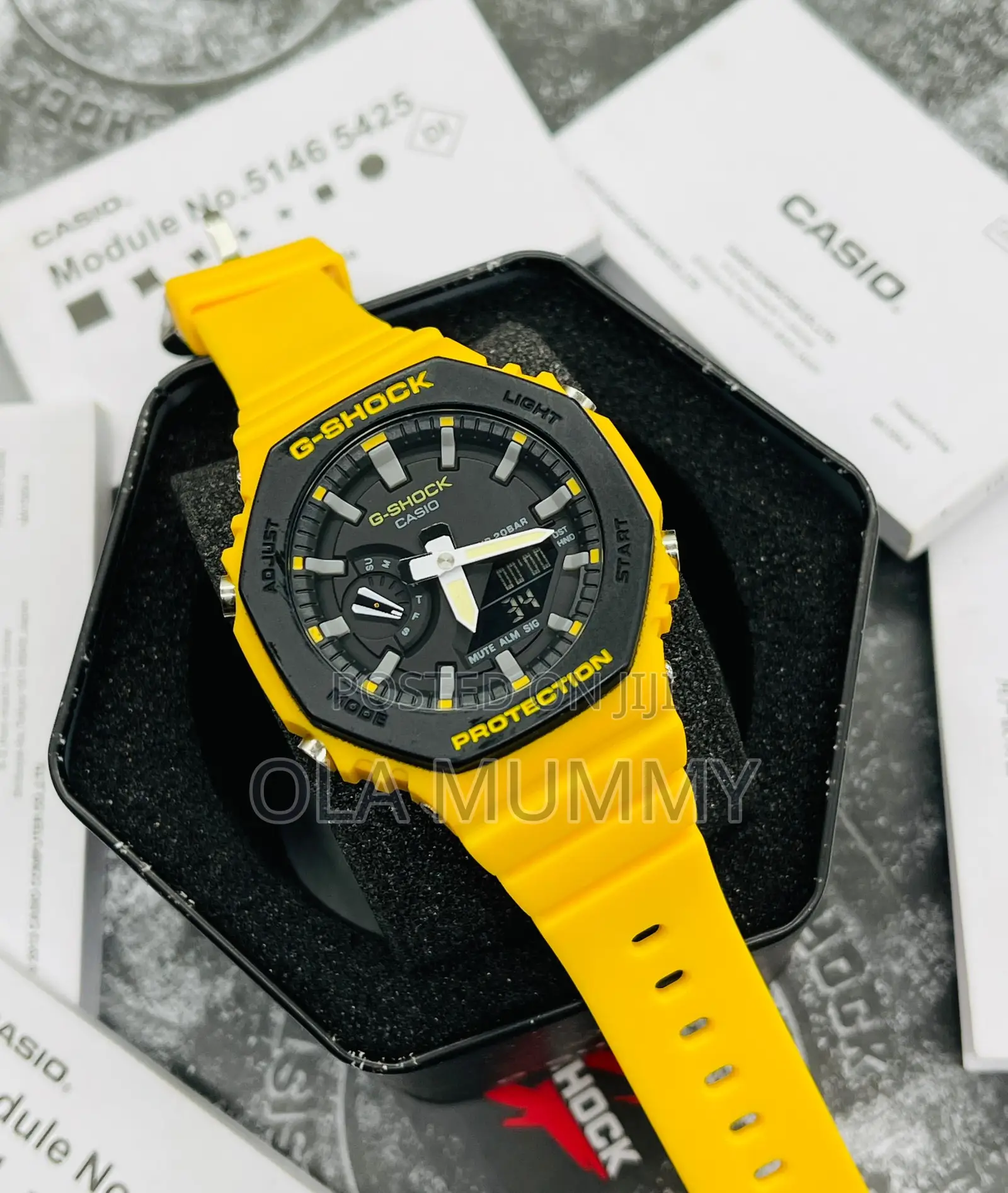 G-Shock Lumious Display Wristwatch - Water Resistant
