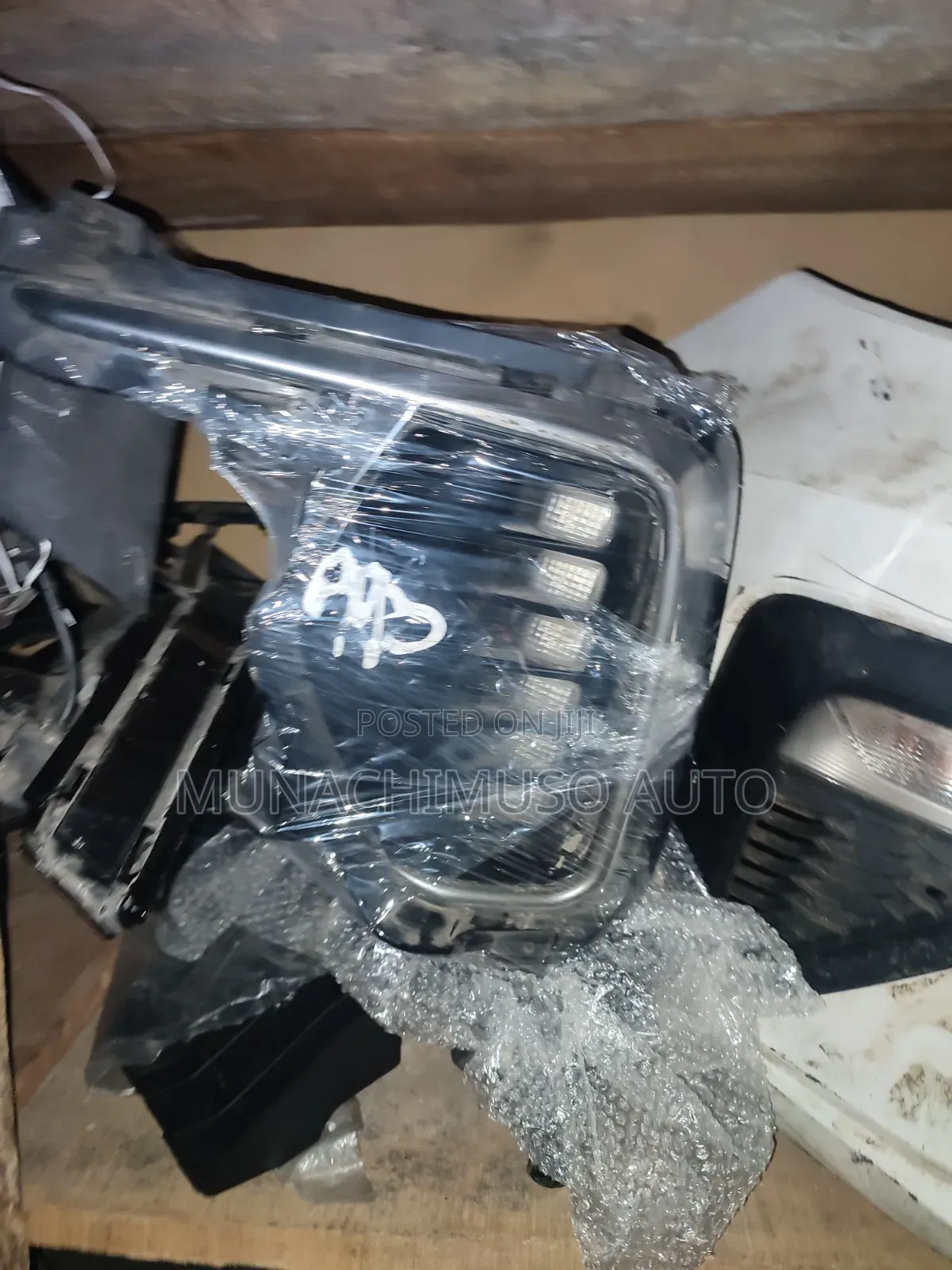 Fog Lamp and Cover Hyundai Santa Fe Grand 2018
