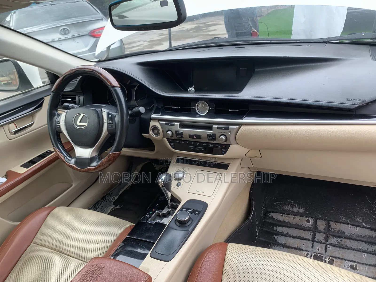 Lexus ES 2015 White
