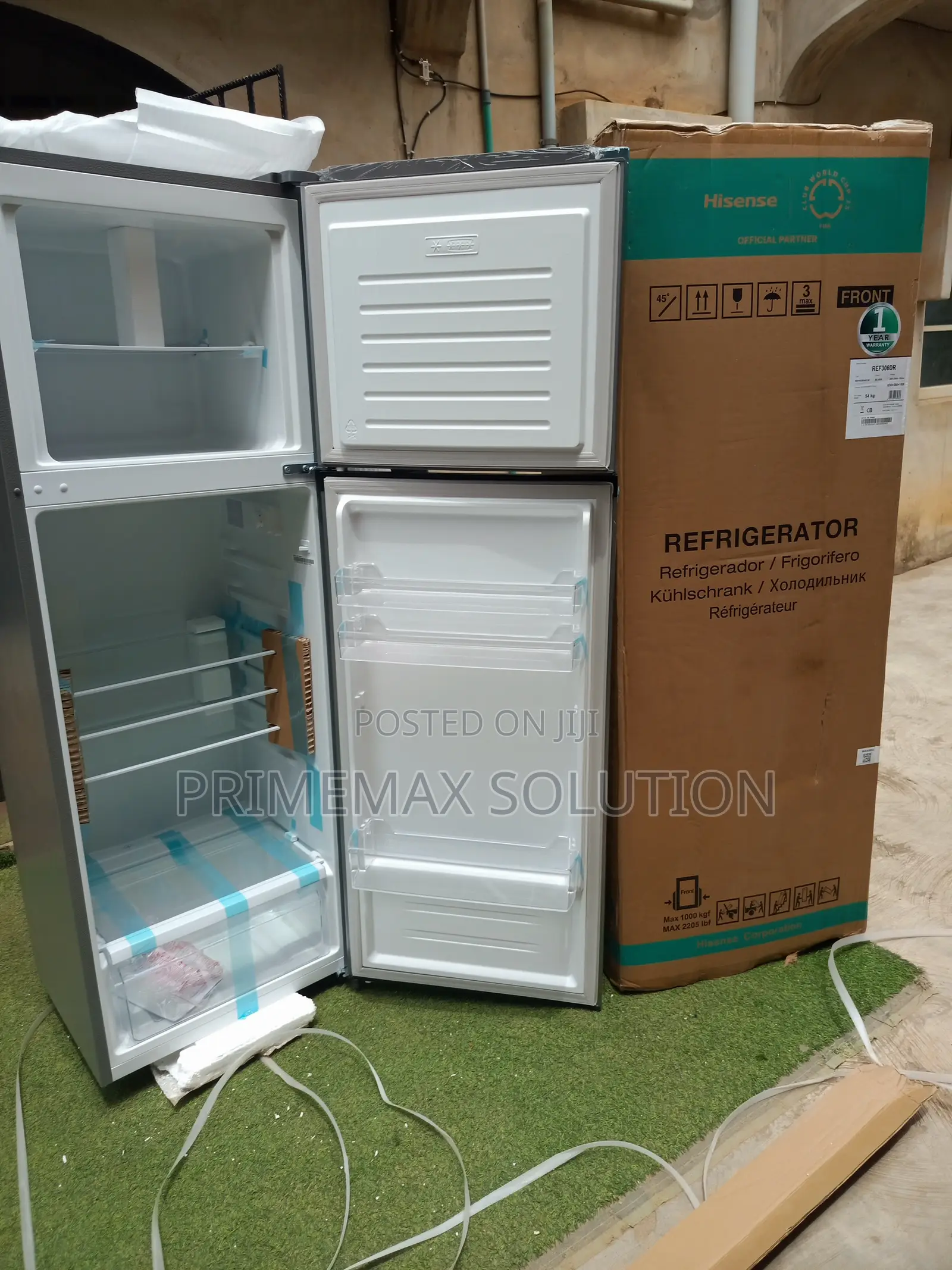 Stay Fresh Longer With the Hisense 306DR Top Mount Refrigerator