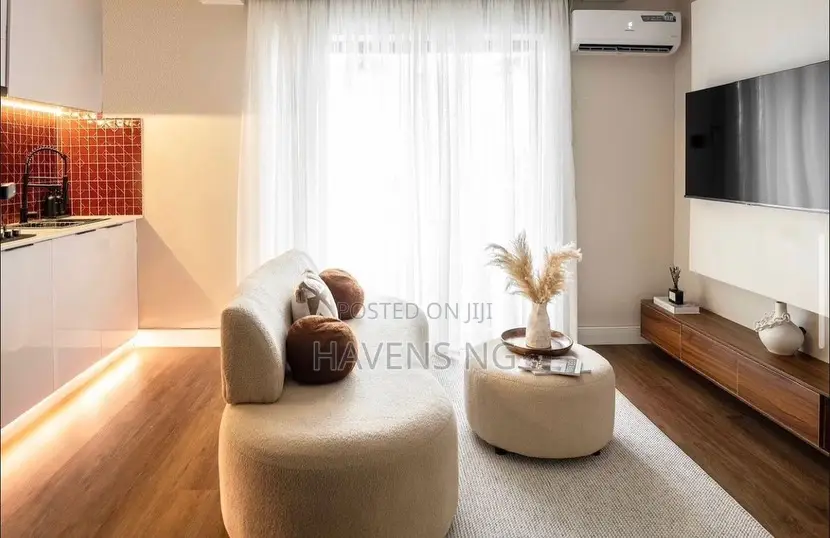 Luxury 1-Bedroom Apartment for Short Let