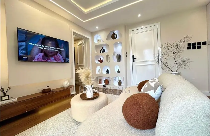 Luxury 1-Bedroom Apartment for Short Let