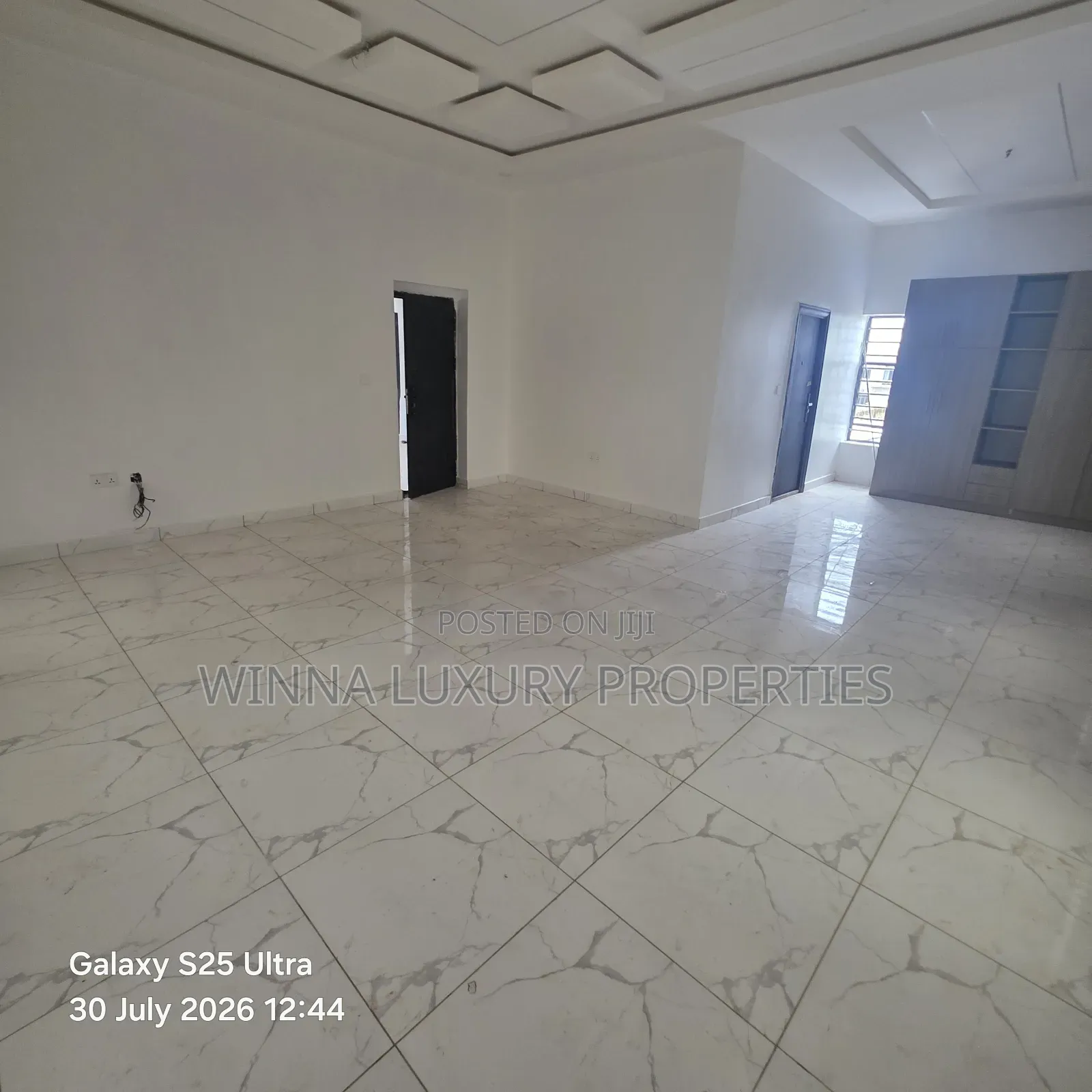 5bdrm Duplex in Around Jedo Axis, Lugbe District for sale