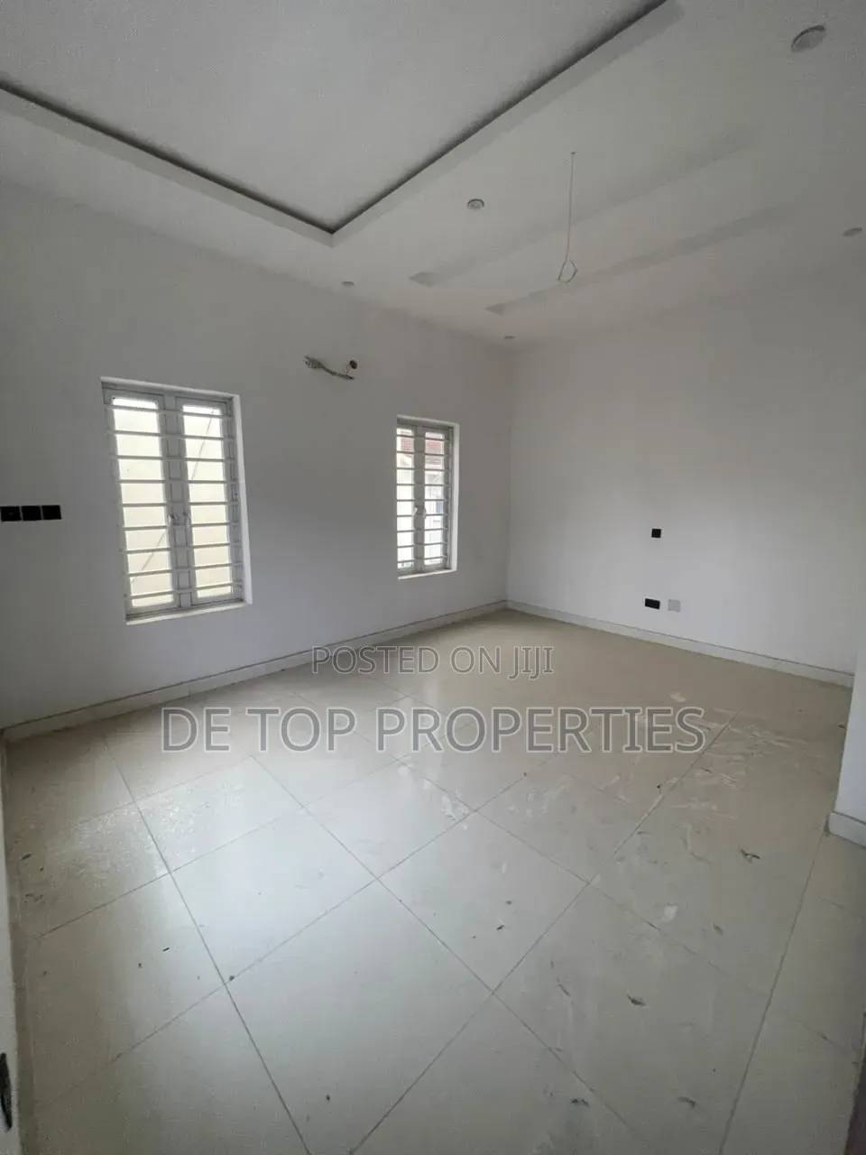 5bdrm Duplex in Ikota Lekki for rent