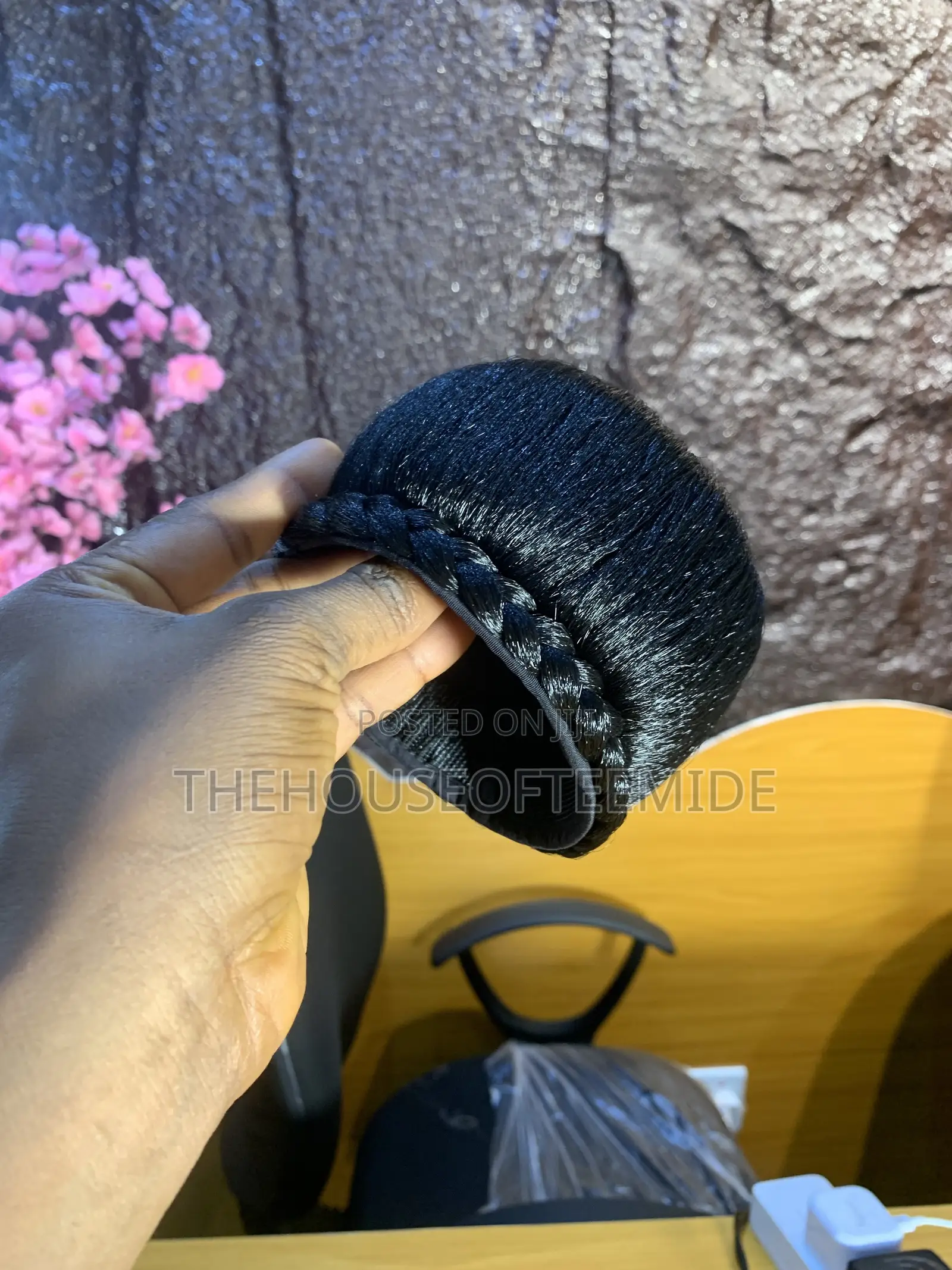 Fine Hair Bun