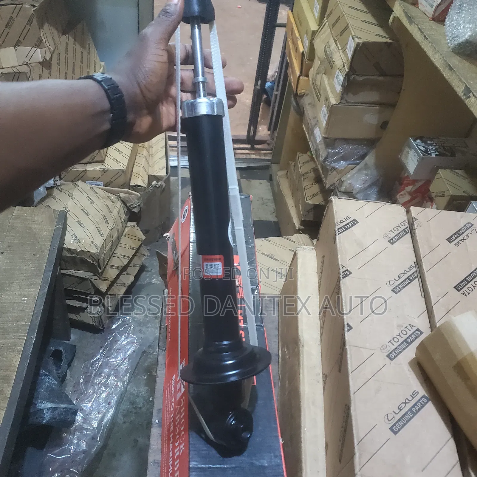 Back Shock Abserber of Lexus IS 250 and GS350