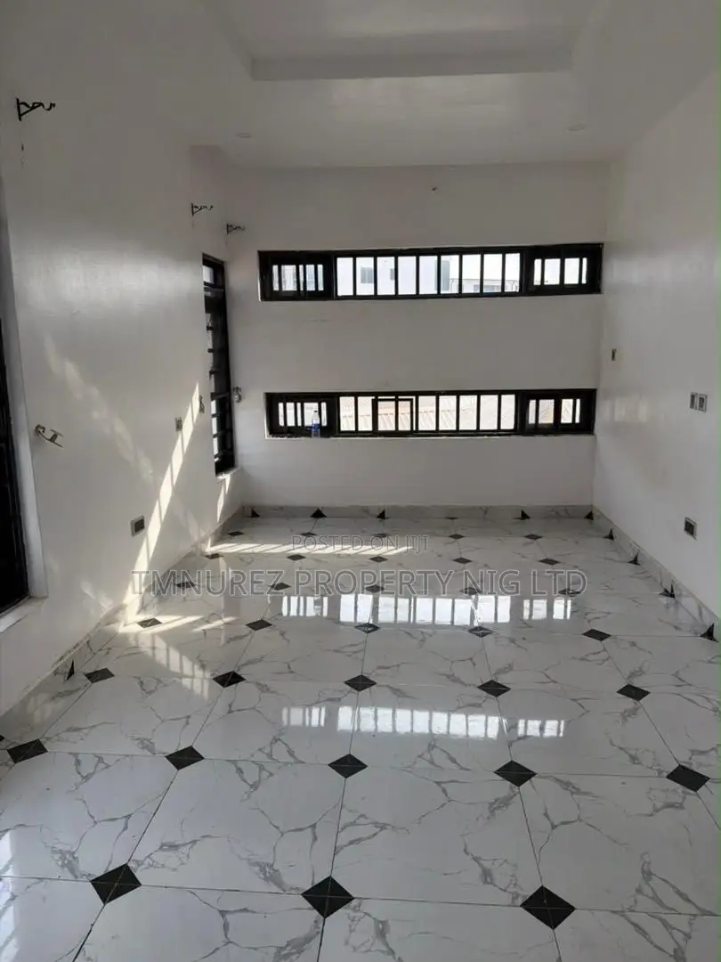 2bdrm Apartment in Lekki for rent