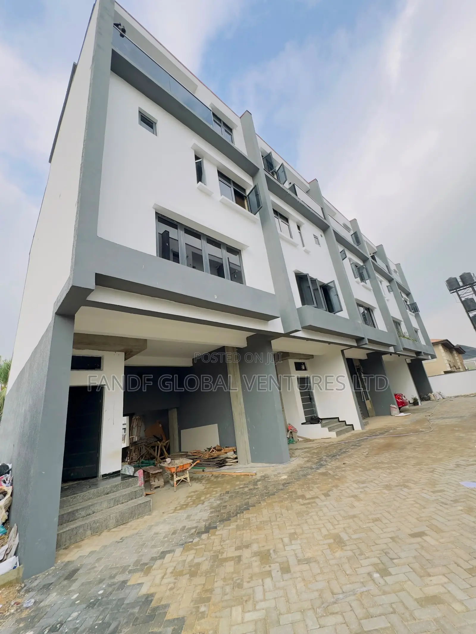 4bdrm Townhouse/Terrace in Gbagada for sale
