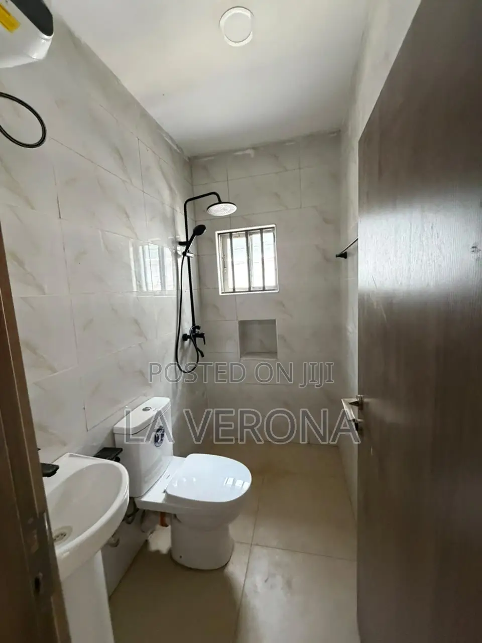 4bdrm Block of Flats in Garki Area 11 for sale