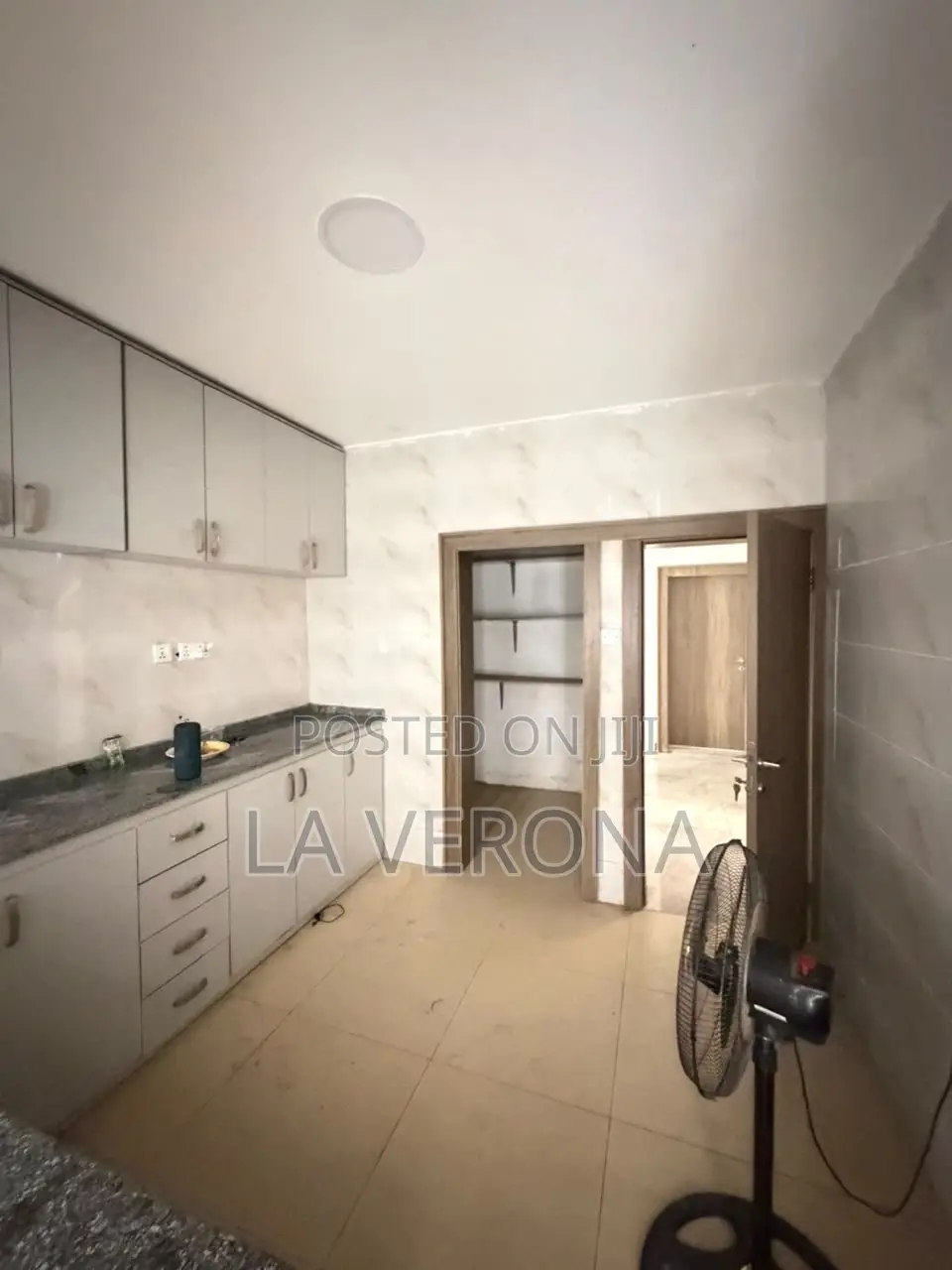 4bdrm Block of Flats in Garki Area 11 for sale