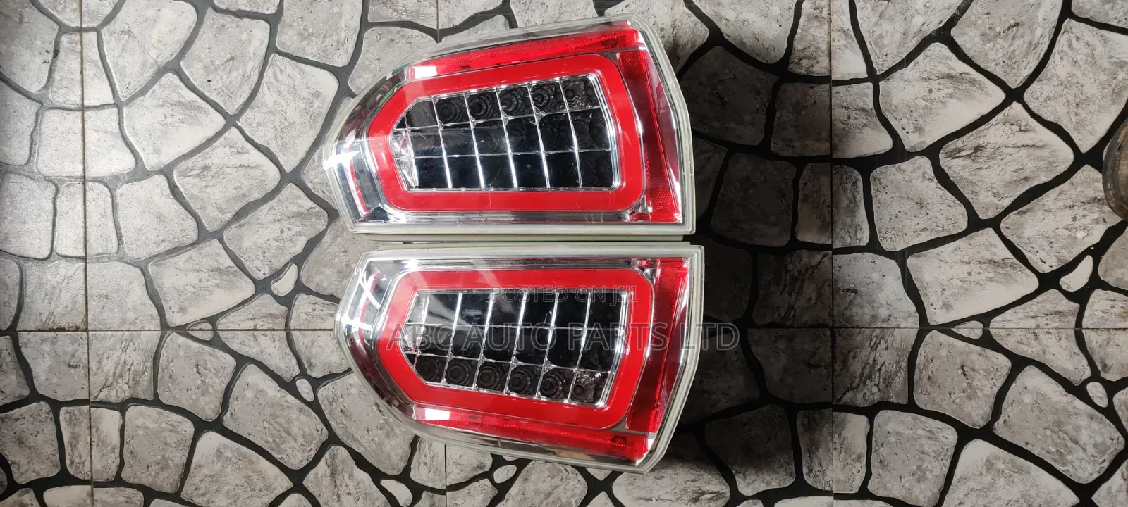 Back Light Chrysler 300c 2015-2018