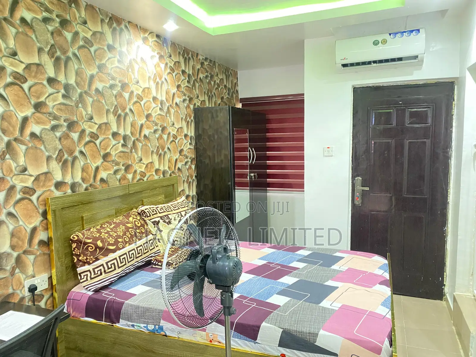 24/7 Solar Powered Tastefully Designed Apartment