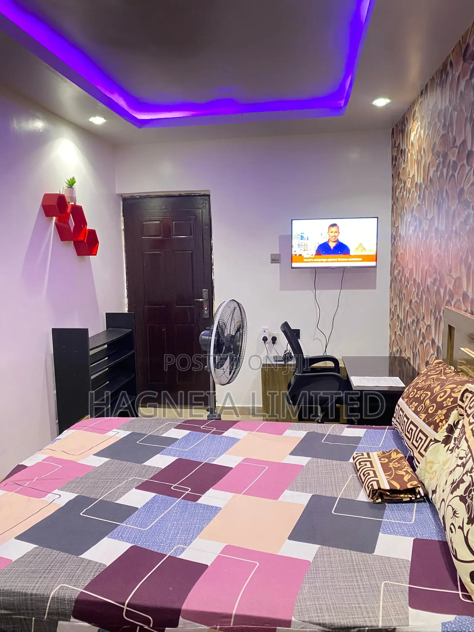 24/7 Solar Powered Tastefully Designed Apartment