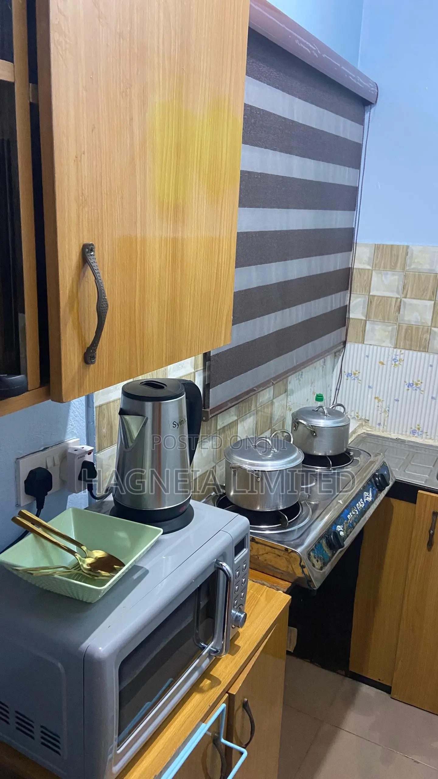 24/7 Solar Powered Tastefully Designed Apartment