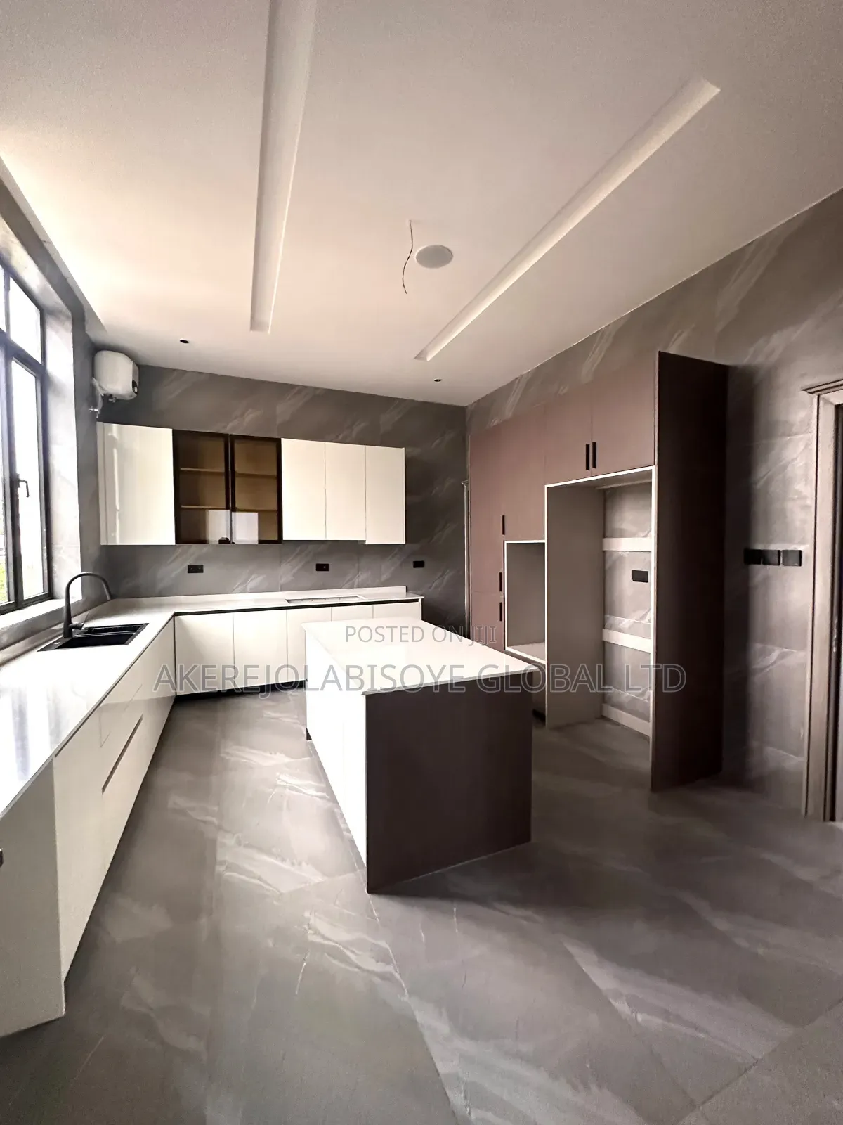 5bdrm Duplex in Asokoro Main Abuja for sale