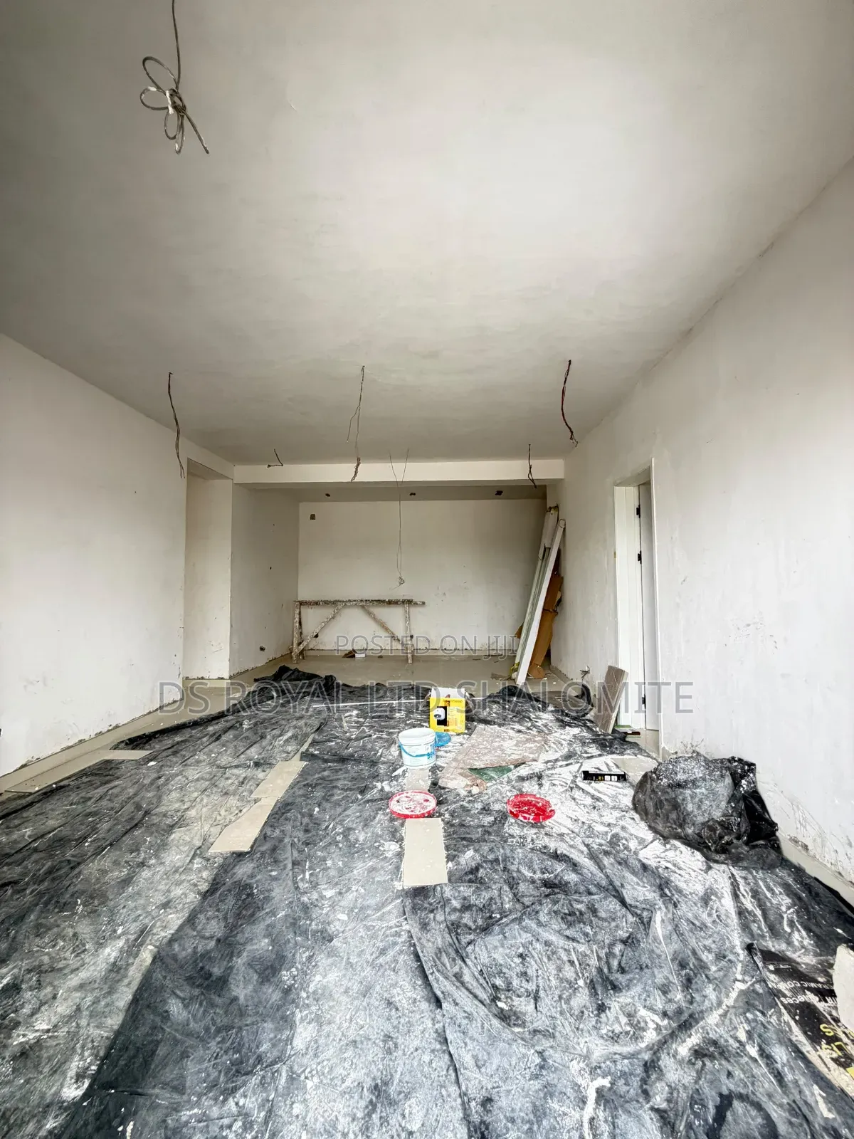2bdrm Apartment in Ademola Adetokunbo for sale