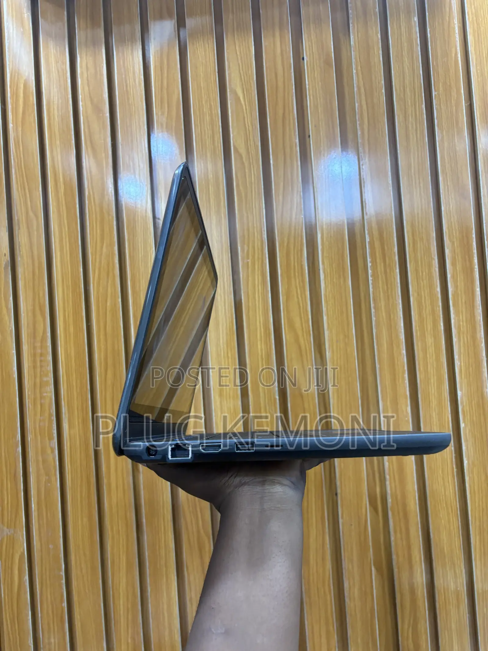 Laptop Dell Latitude 13 3380 8GB Intel Core i5 SSD 128GB