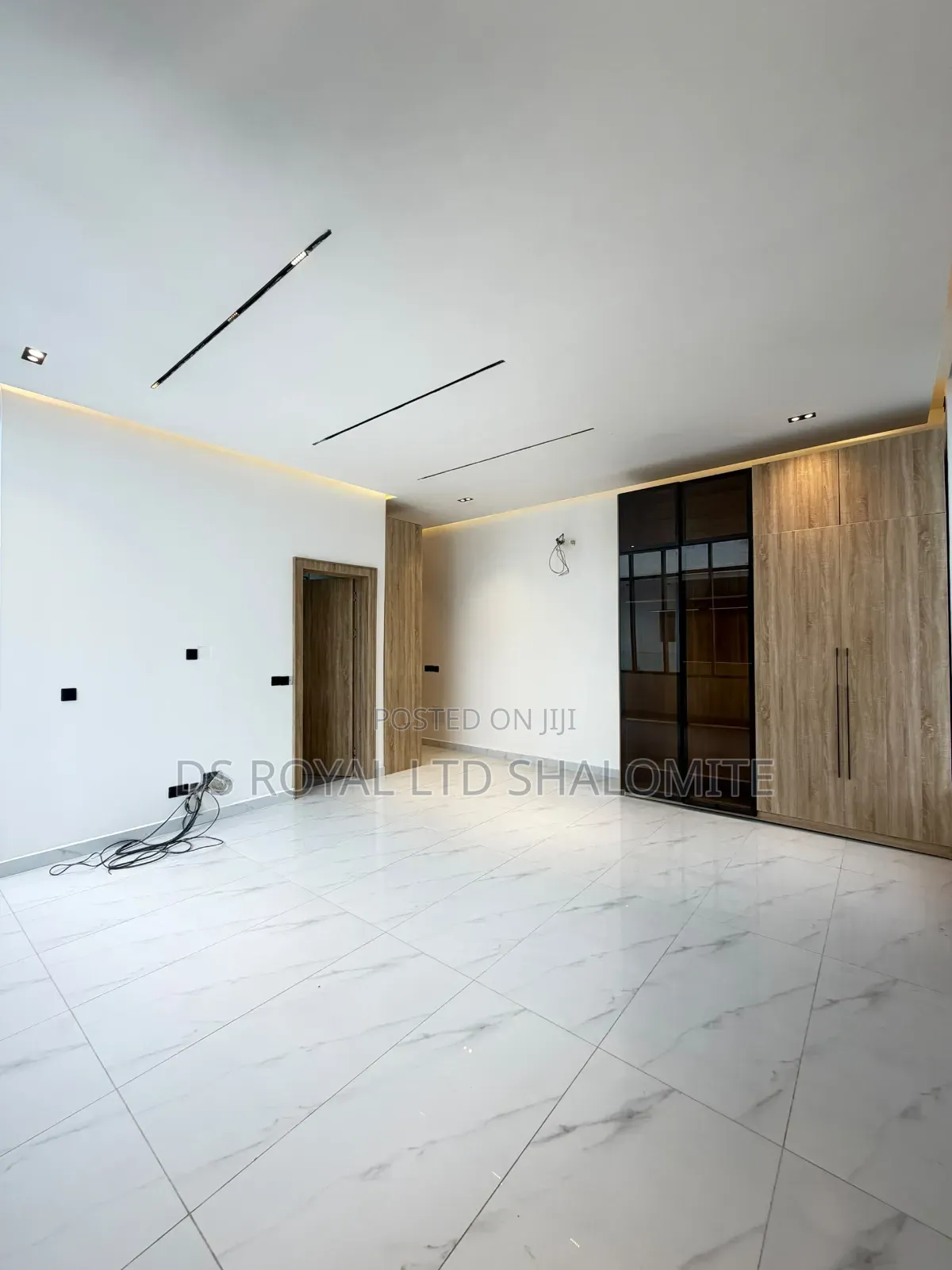 4bdrm Duplex in Lekki Phase 1 for sale
