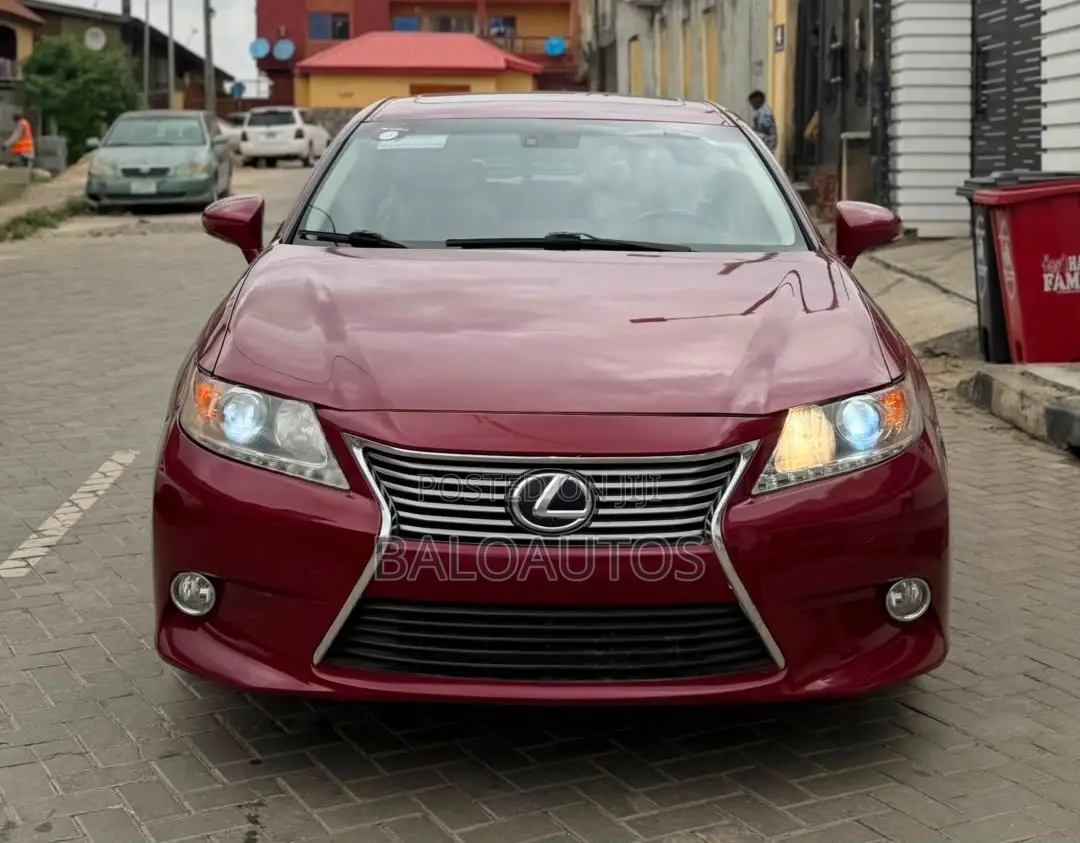 Lexus ES 350 FWD 2013 Red