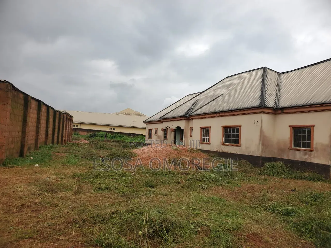 3bdrm Block of Flats in Ekpoma for sale