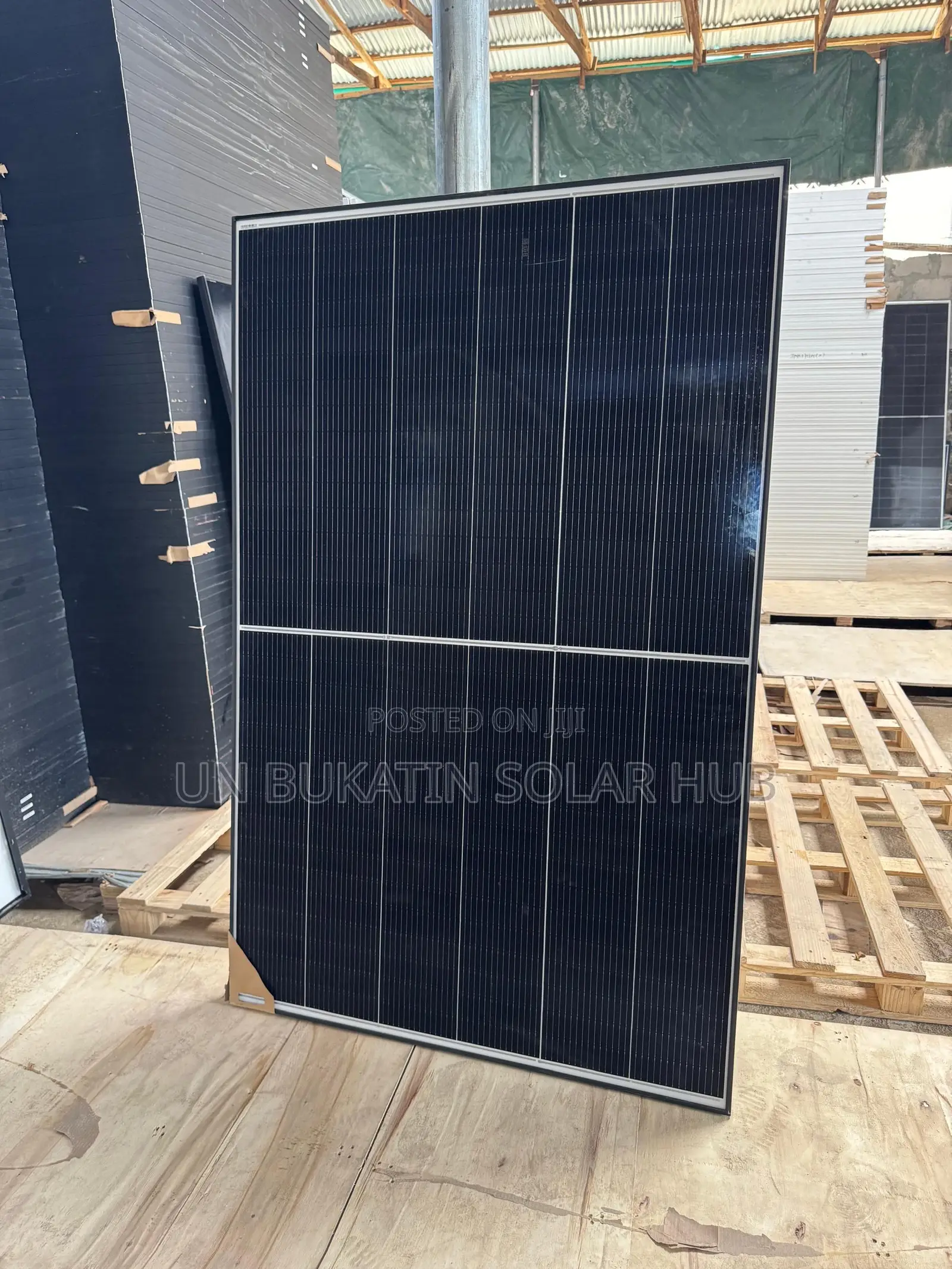 500w Jinko Solar Panel
