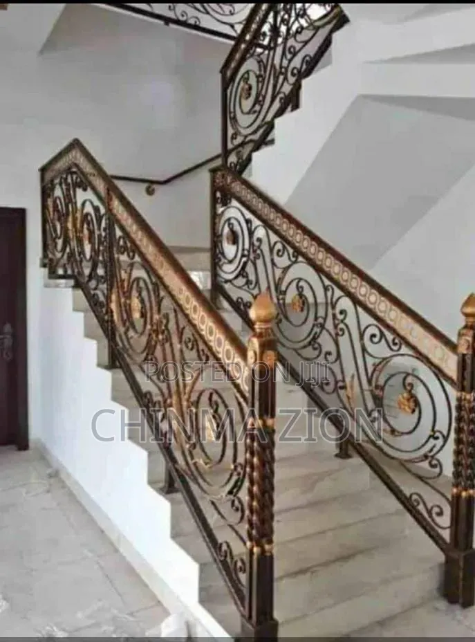 Snail Cumbi Wrought Iron Handrail