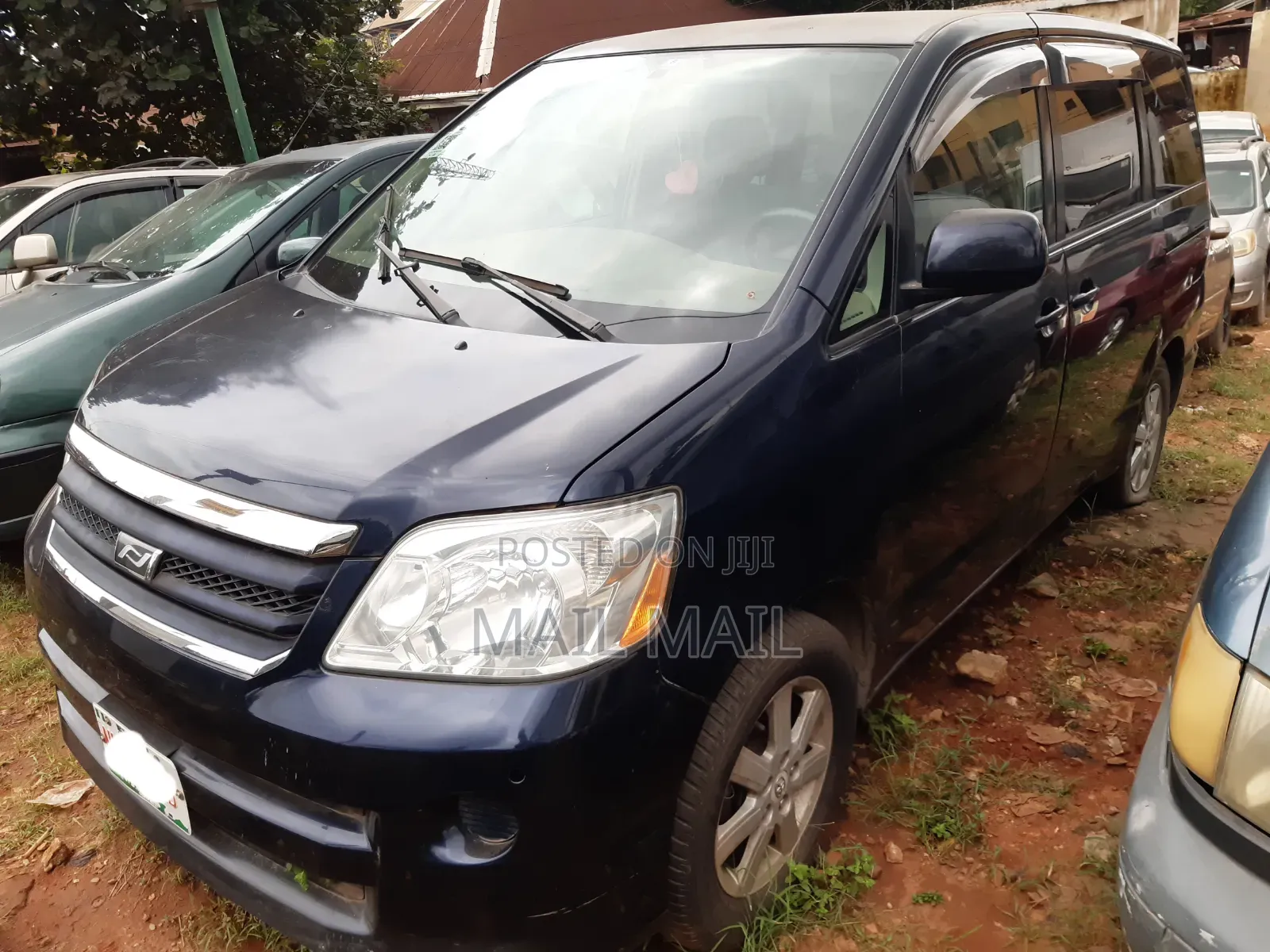 Toyota Noah 2006 Blue