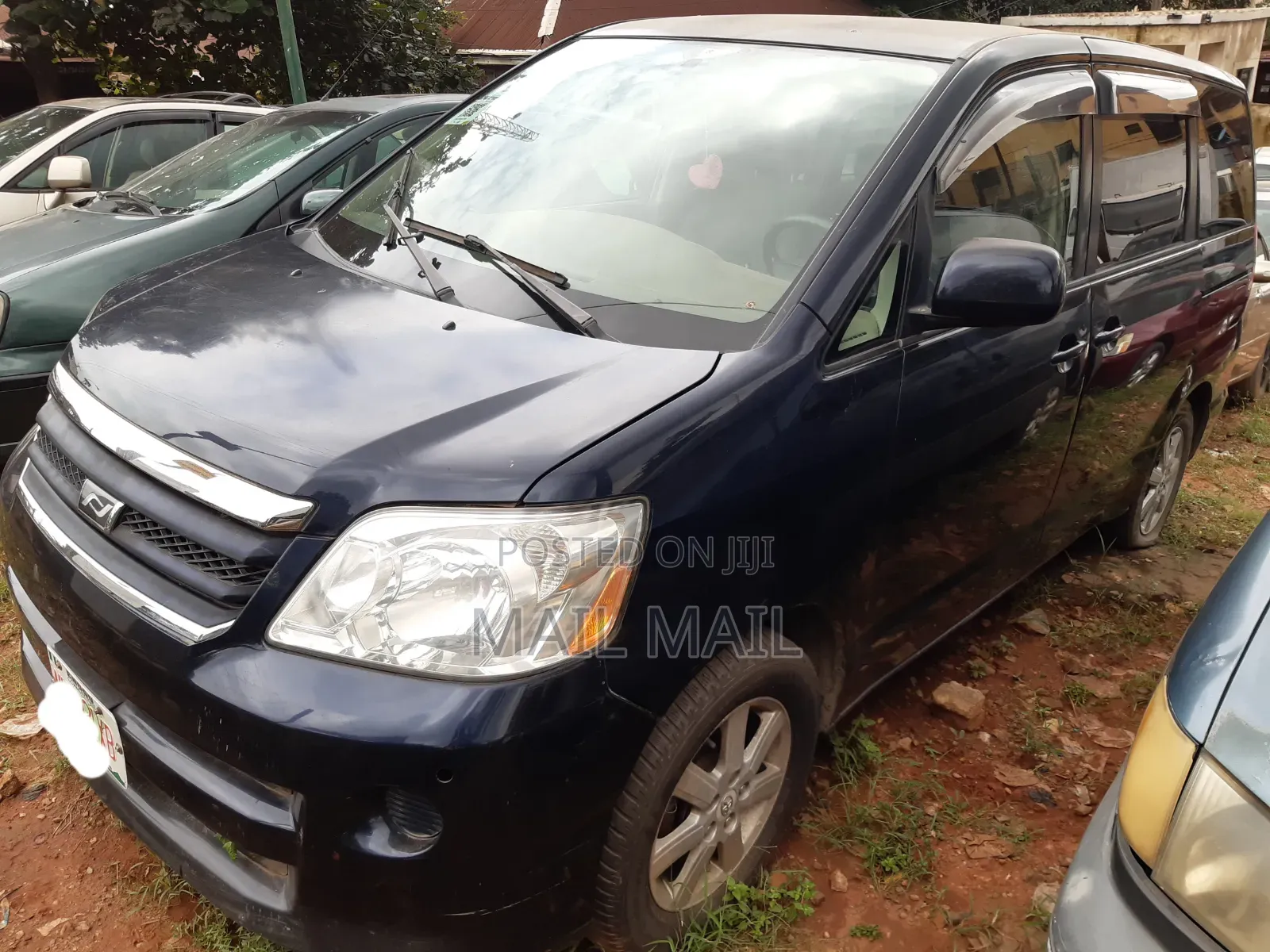 Toyota Noah 2006 Blue