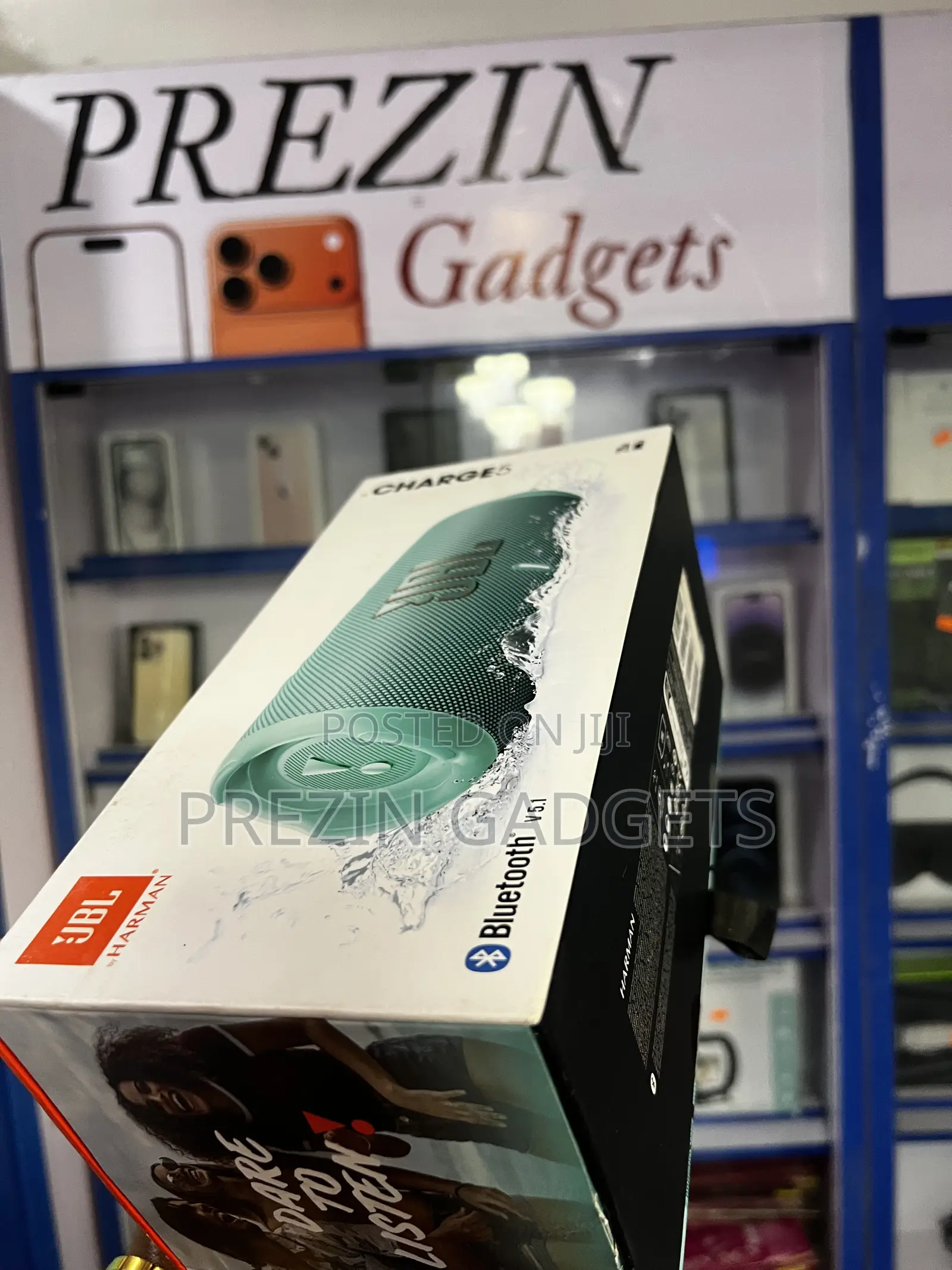 JBL Charge 5