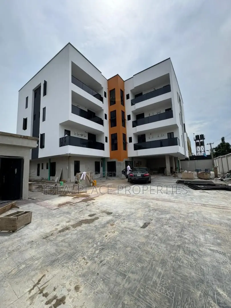 3bdrm Apartment in Ikeja GRA for sale