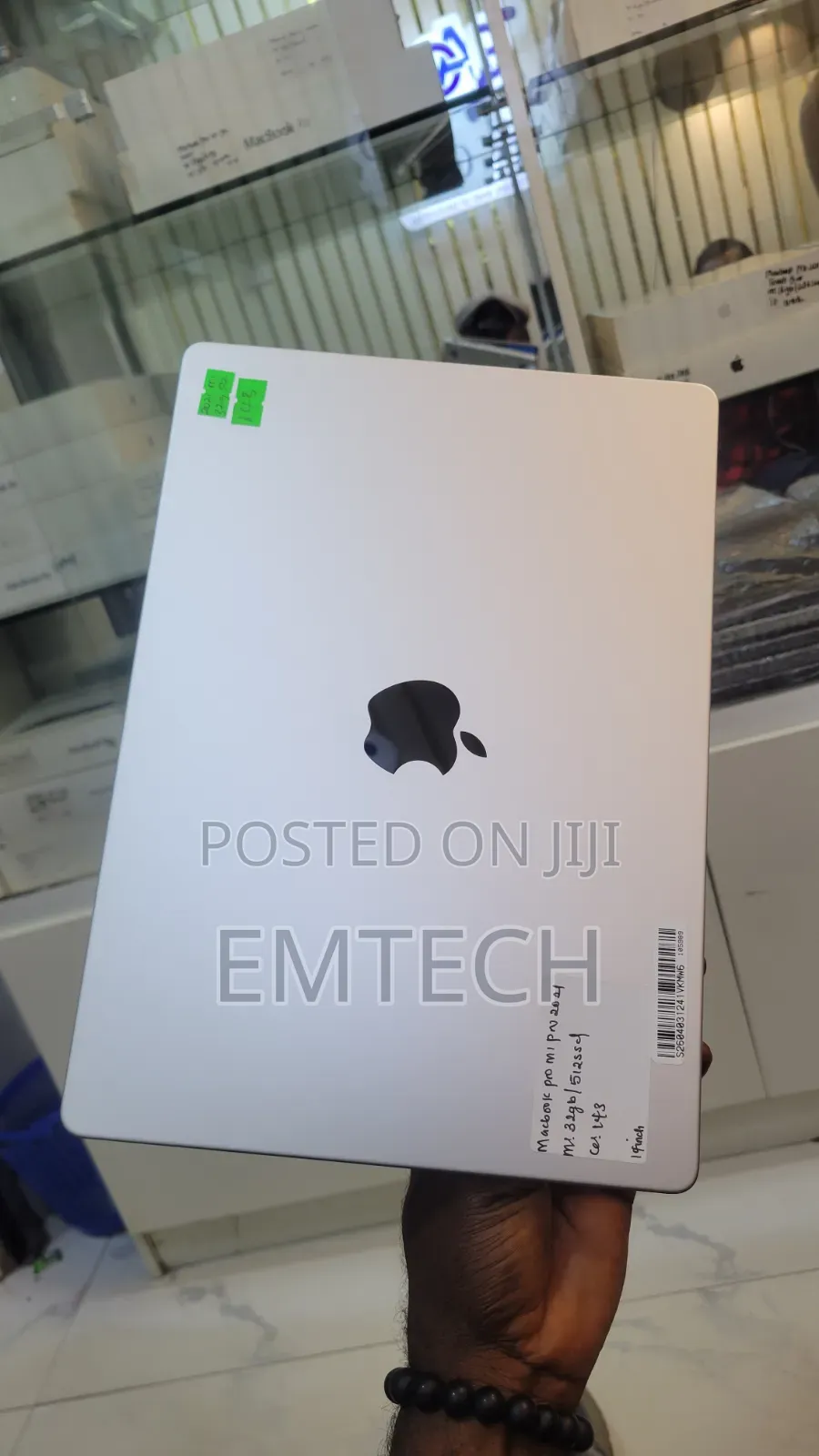 Laptop Apple MacBook Pro 2021 M1 16GB Apple M1 Pro SSD 512GB
