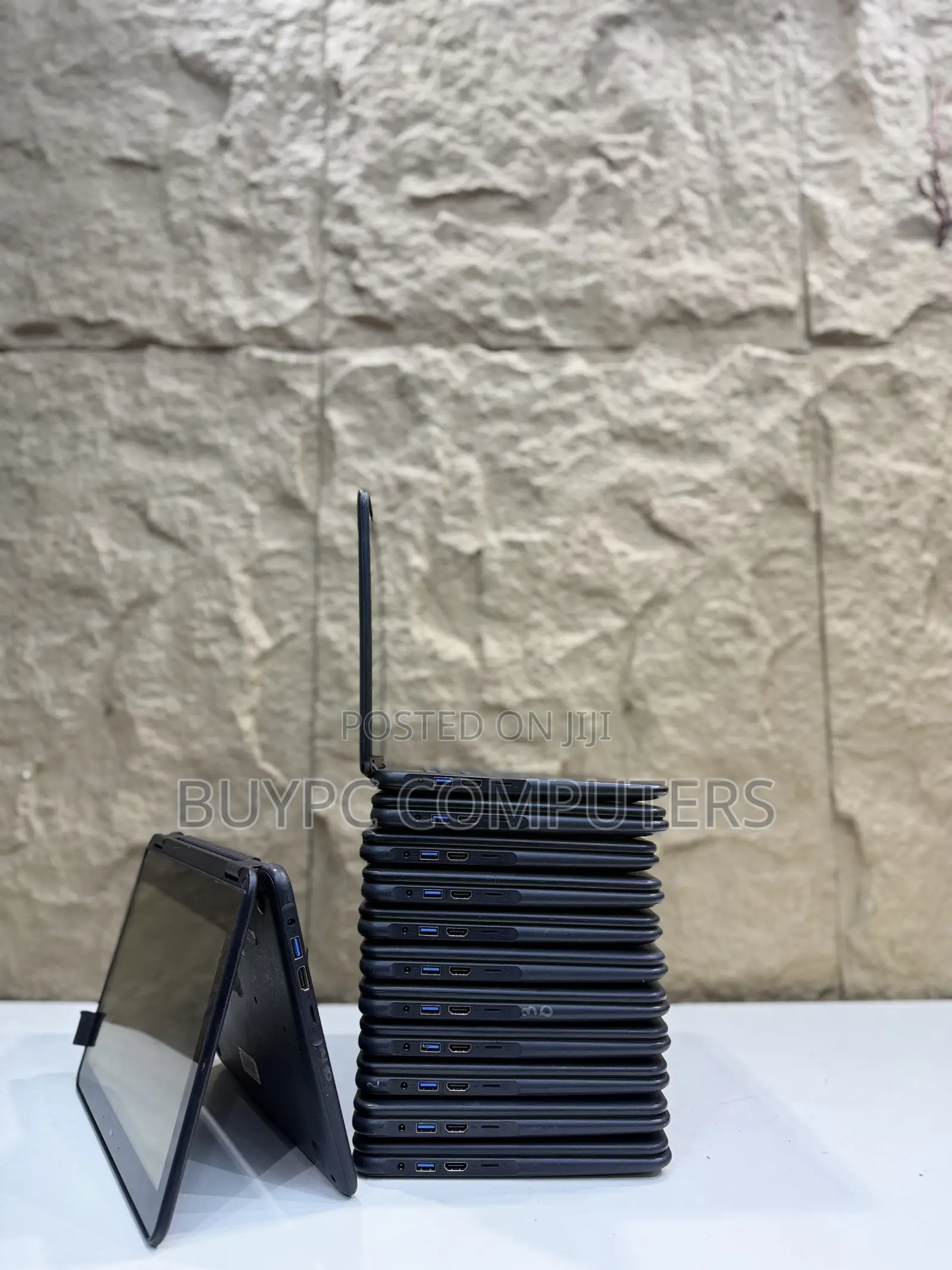 Laptop Lenovo 300e 4GB Intel Celeron SSD 128GB