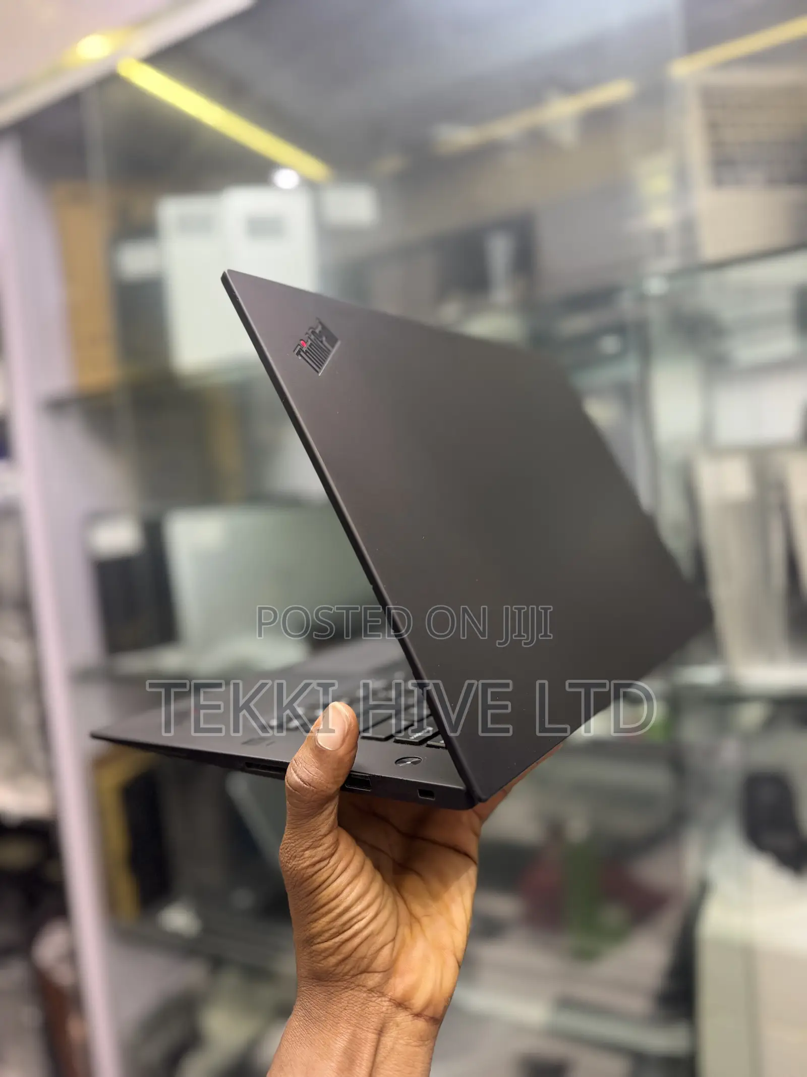 Laptop Lenovo ThinkPad P1 Gen 3 16GB Intel Core i7 SSD 256GB