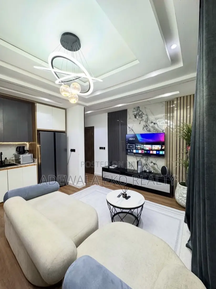 1 Bedroom Serviced Apartment Lekki Phase 1 | Gym PS5 | 24/7 Power.