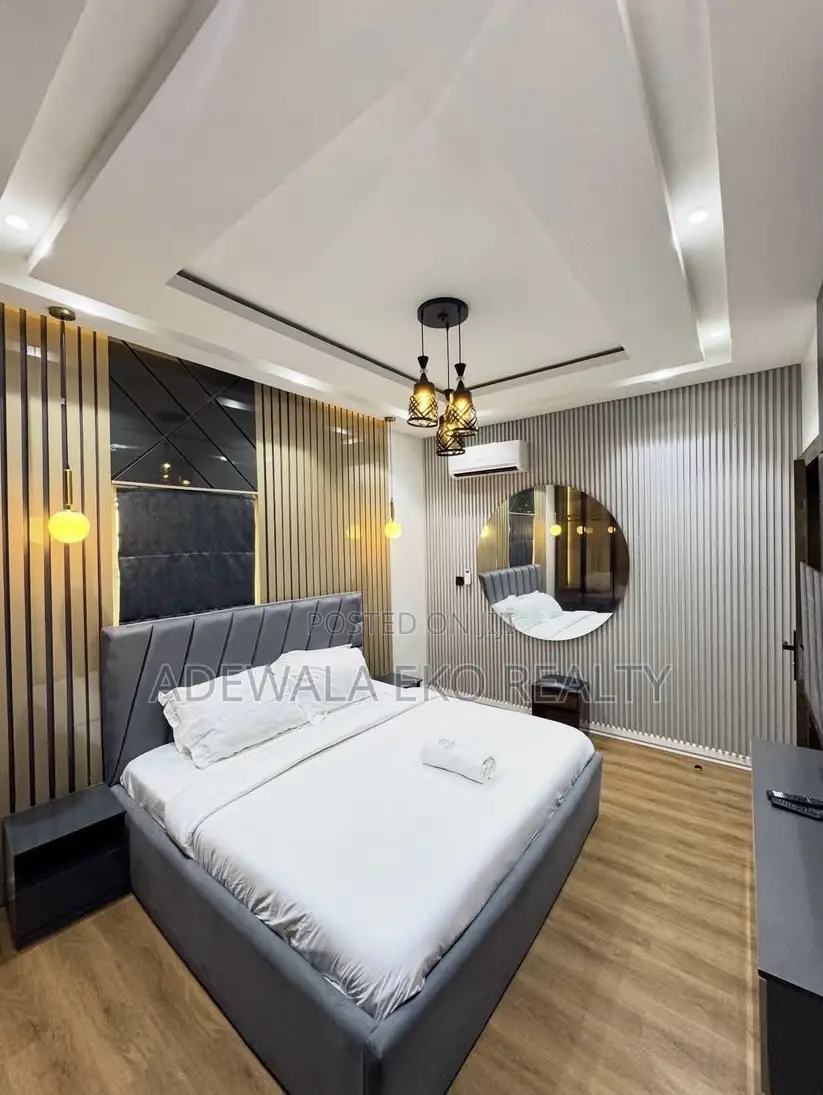1 Bedroom Serviced Apartment Lekki Phase 1 | Gym PS5 | 24/7 Power.