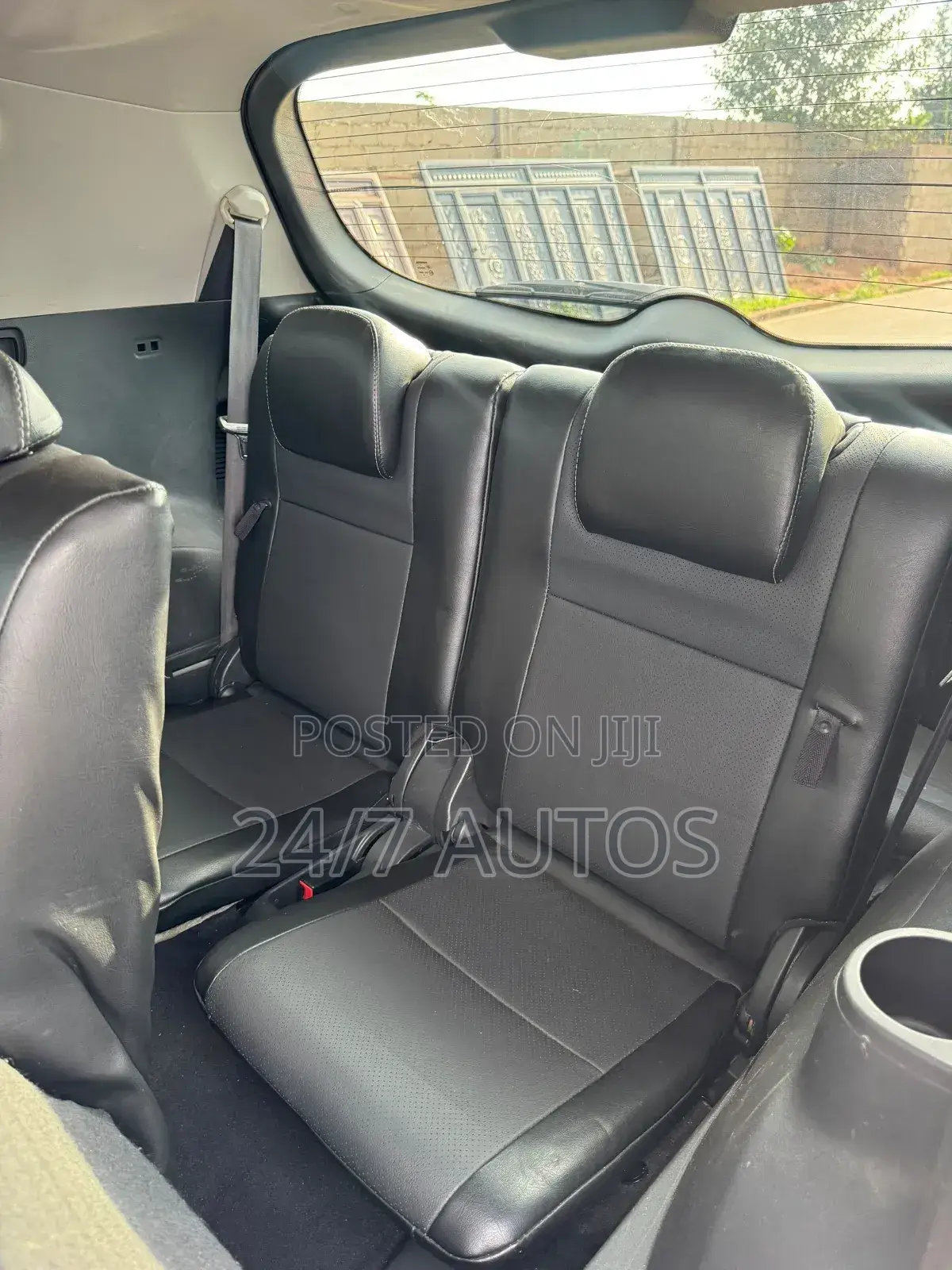 Toyota Verso 2011 Silver