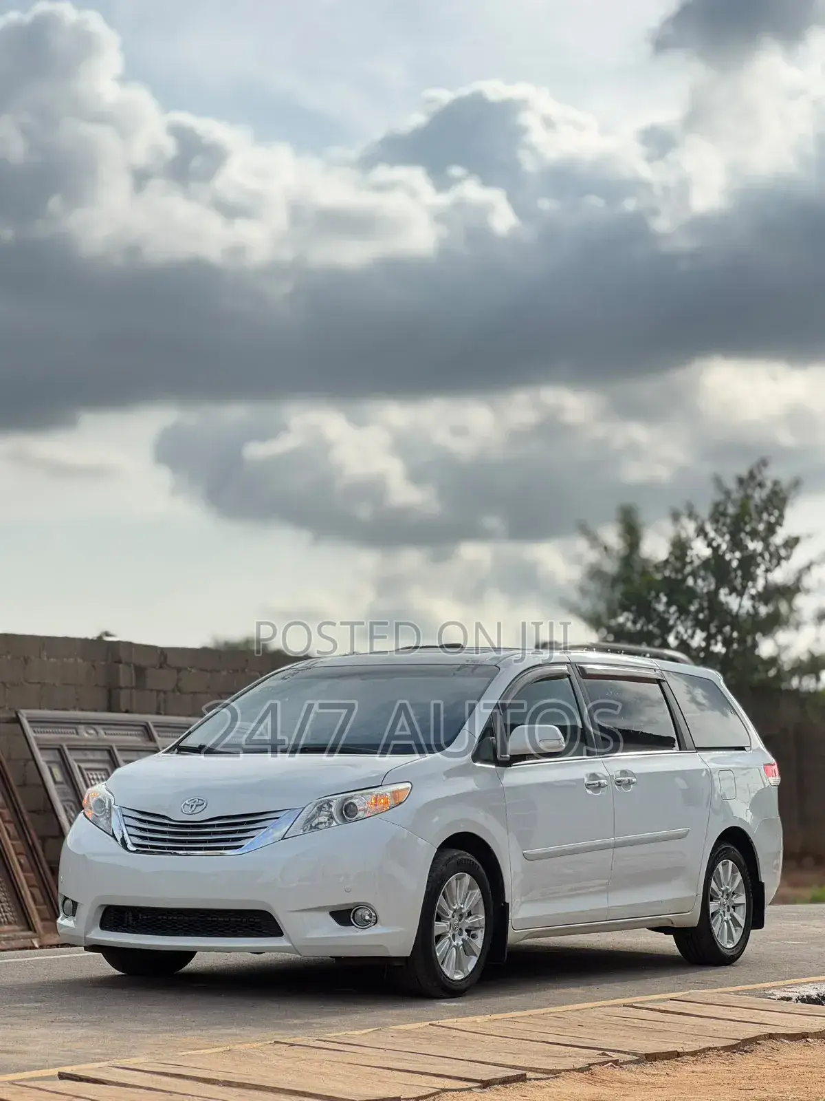 Toyota Sienna 2013 White