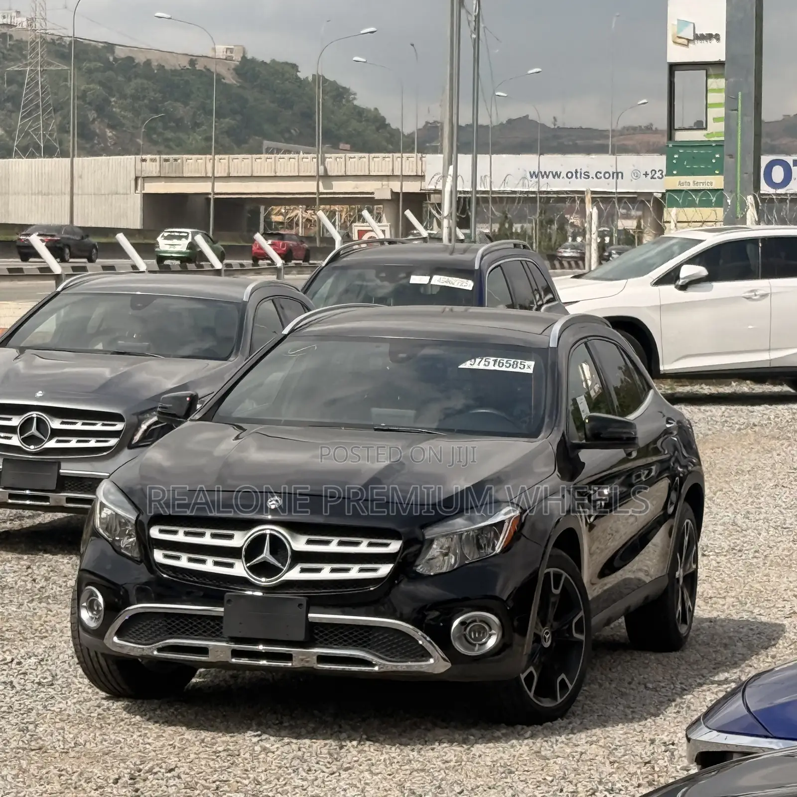 Mercedes-Benz GLA-Class 2019 Black