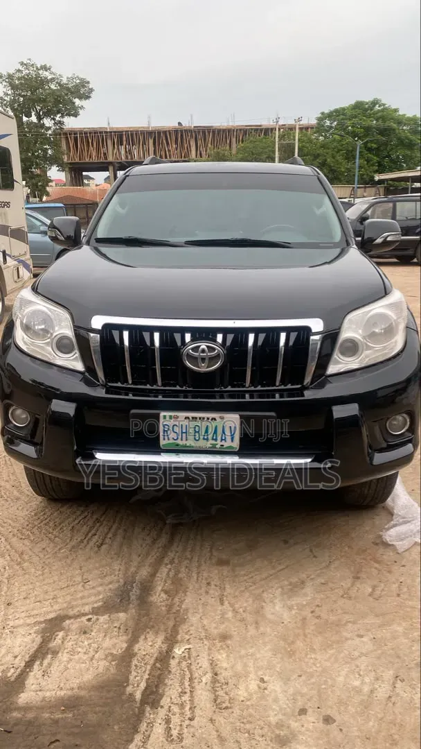 Toyota Land Cruiser Prado 2014 Black