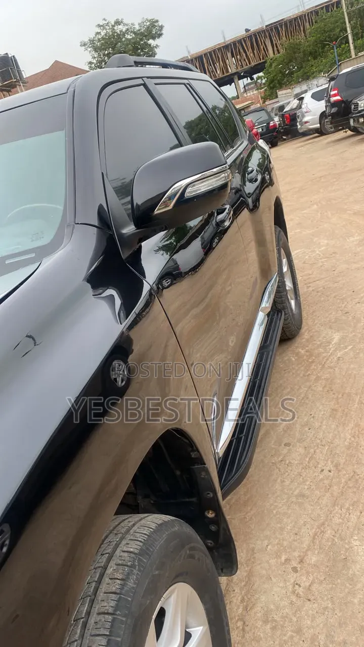 Toyota Land Cruiser Prado 2014 Black