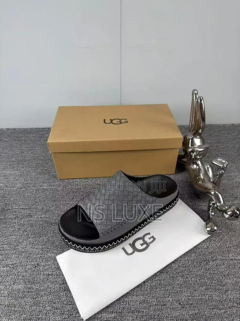 Ugg Quality Slides