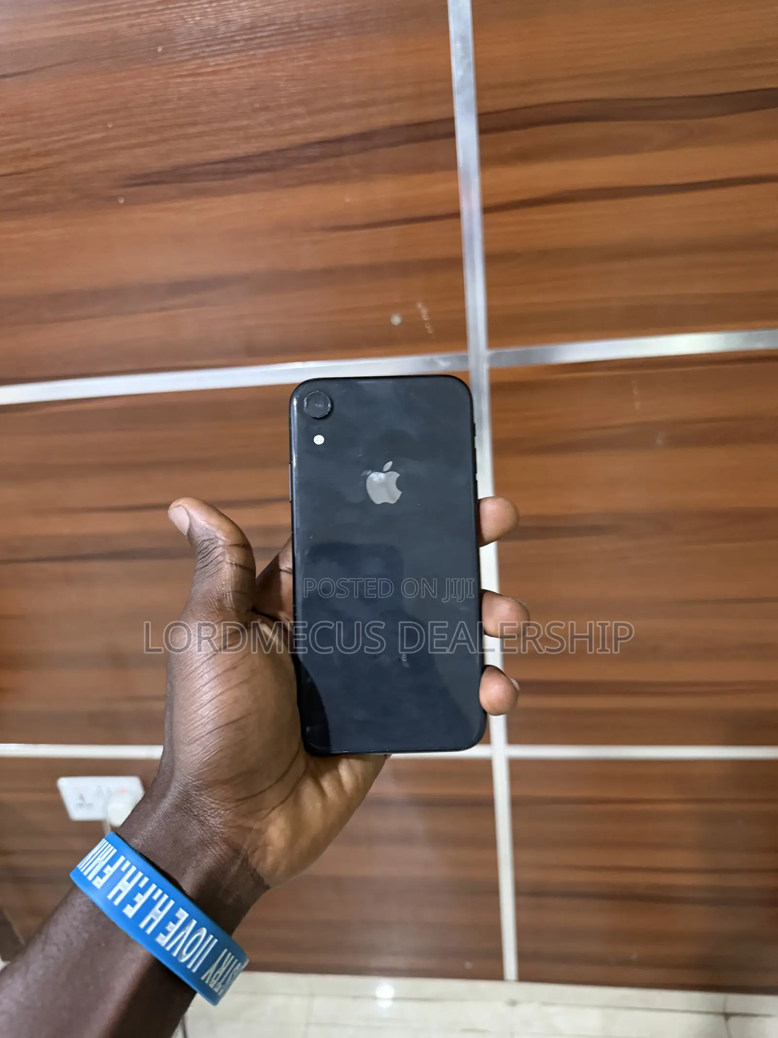 Apple iPhone XR 64 GB Black