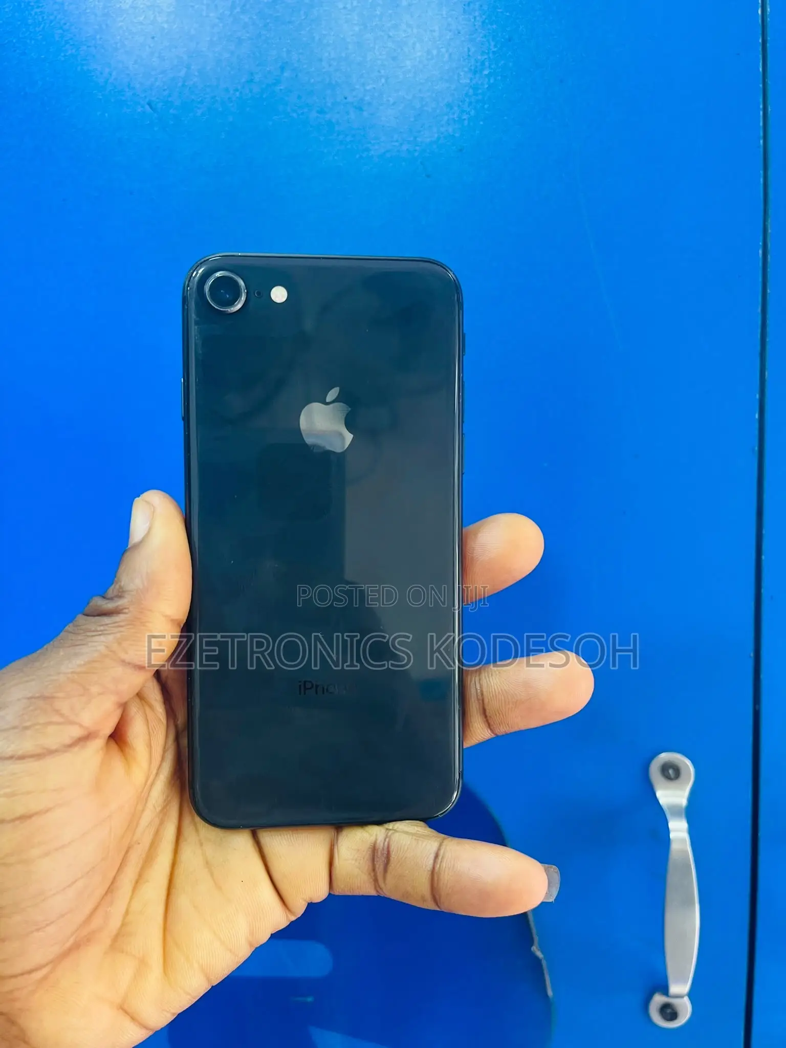 Apple iPhone 8 64 GB Black