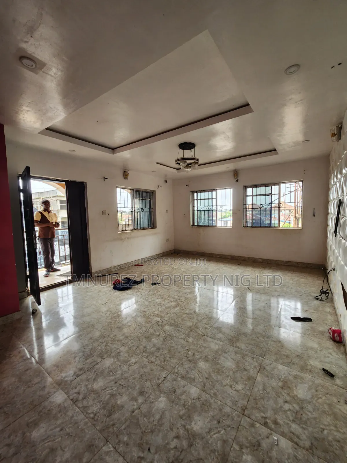 20bdrm Apartment in Ijede / Ikorodu for sale