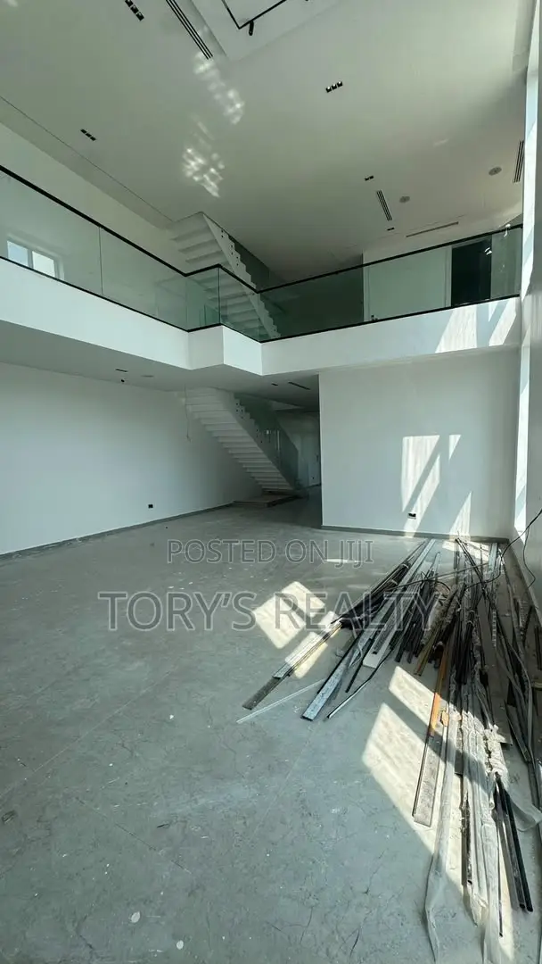 5bdrm Duplex in Ikate for sale