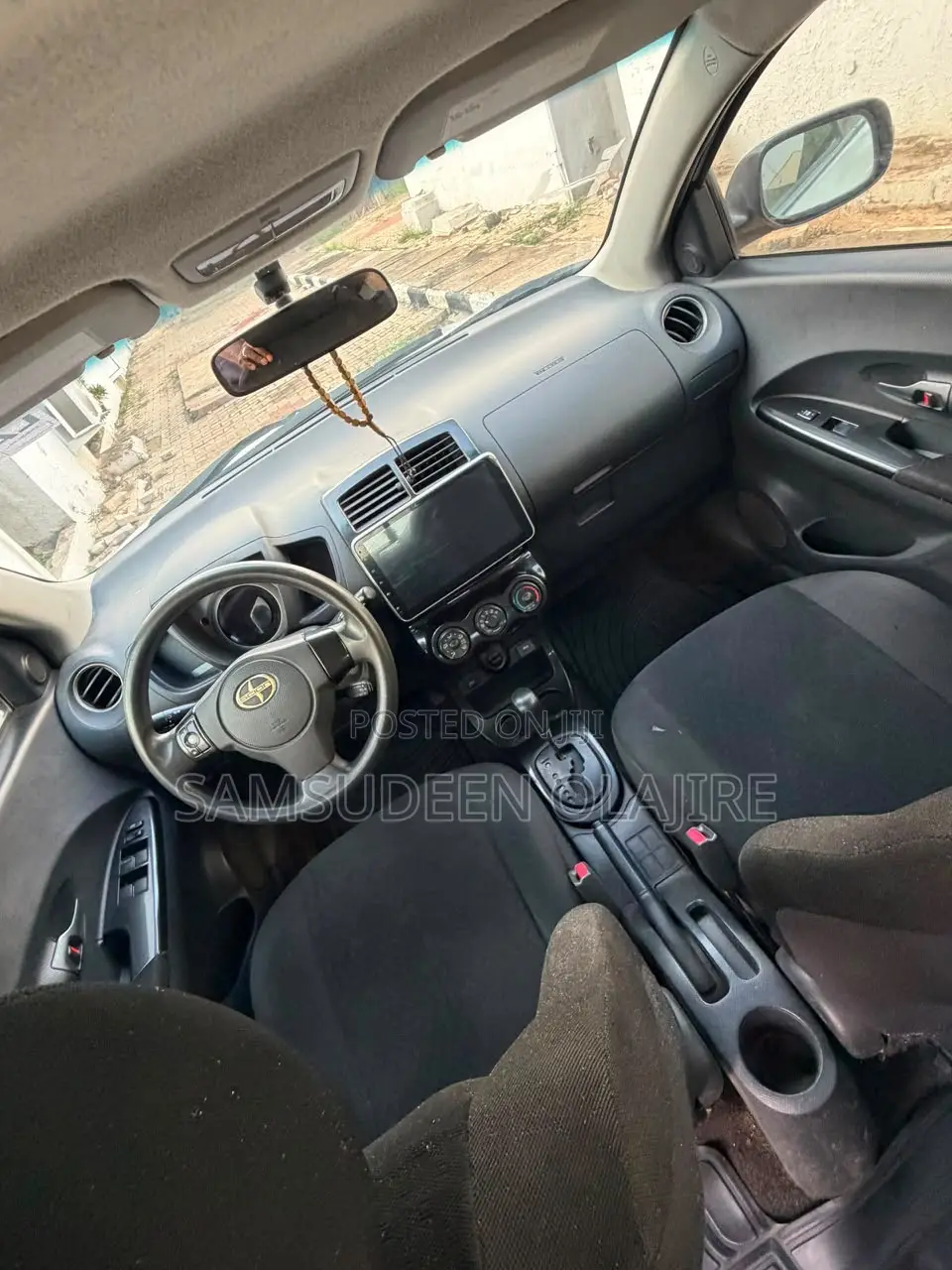 Scion xD Base 2010 Silver