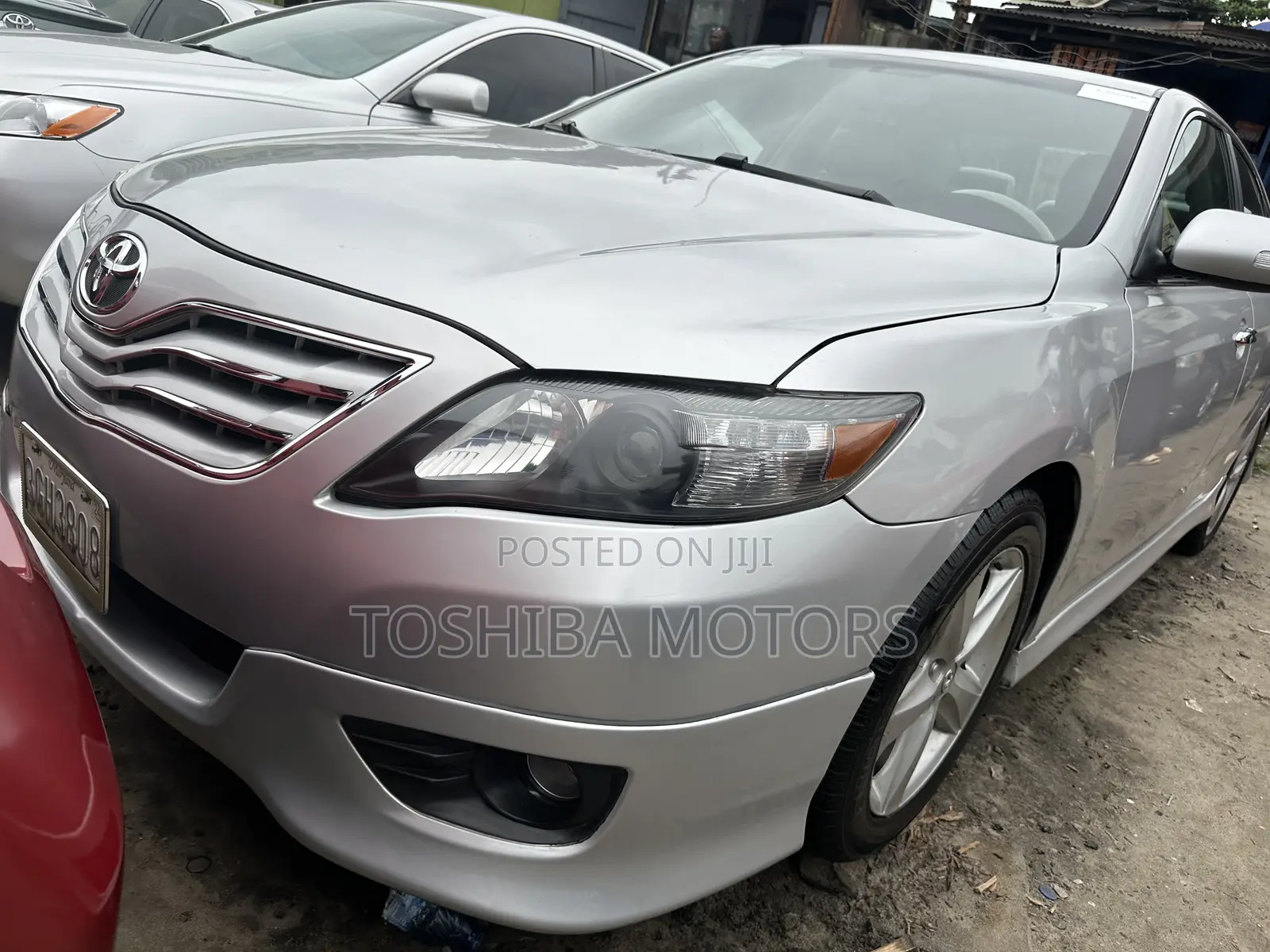 Toyota Camry SE 4dr Sedan (2.5L 4cyl 6A) 2011 Silver