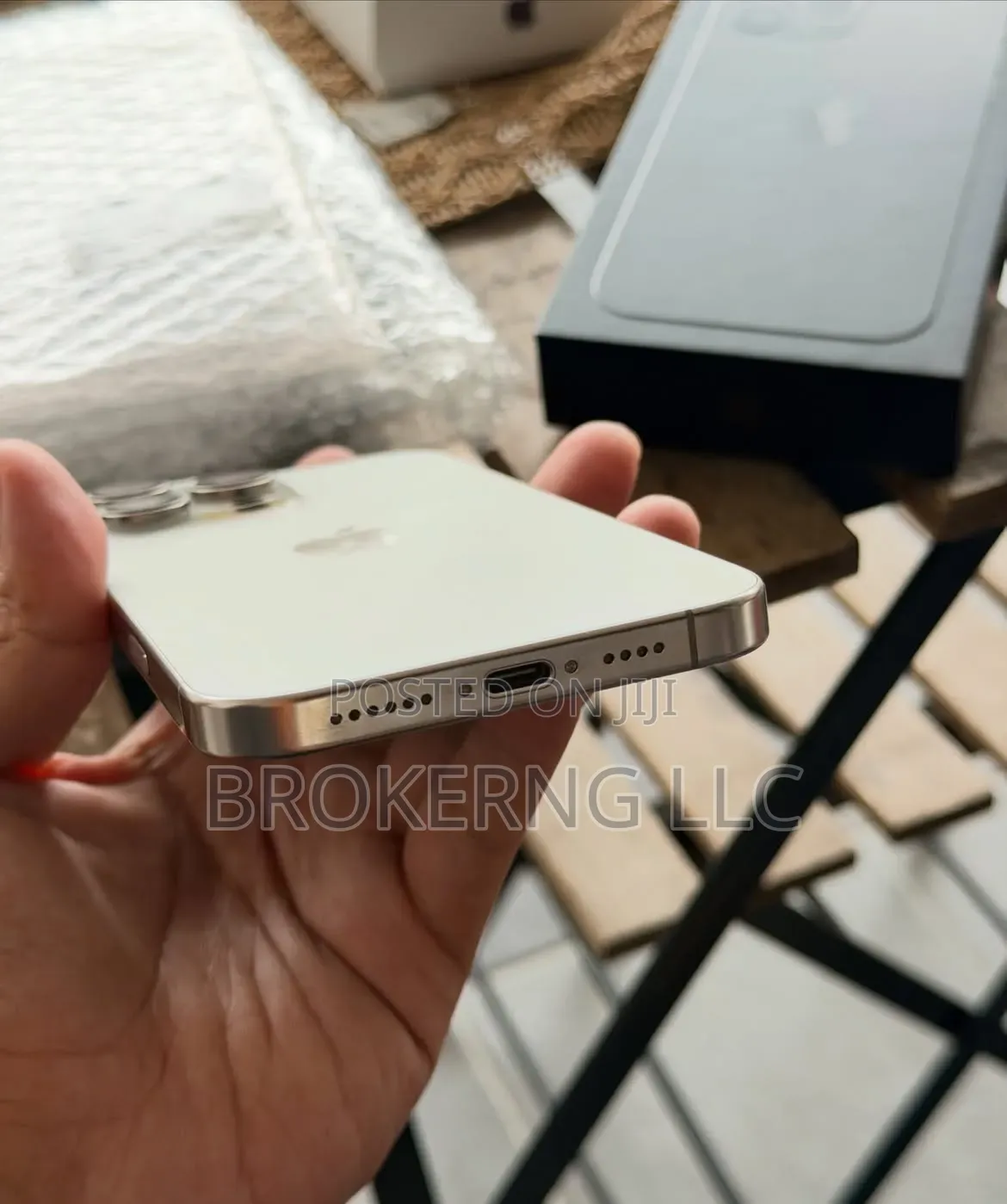 New Apple iPhone 16 Pro Max 256 GB Gold