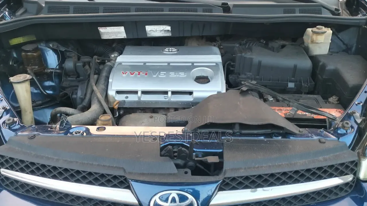 Toyota Sienna 2005 Blue