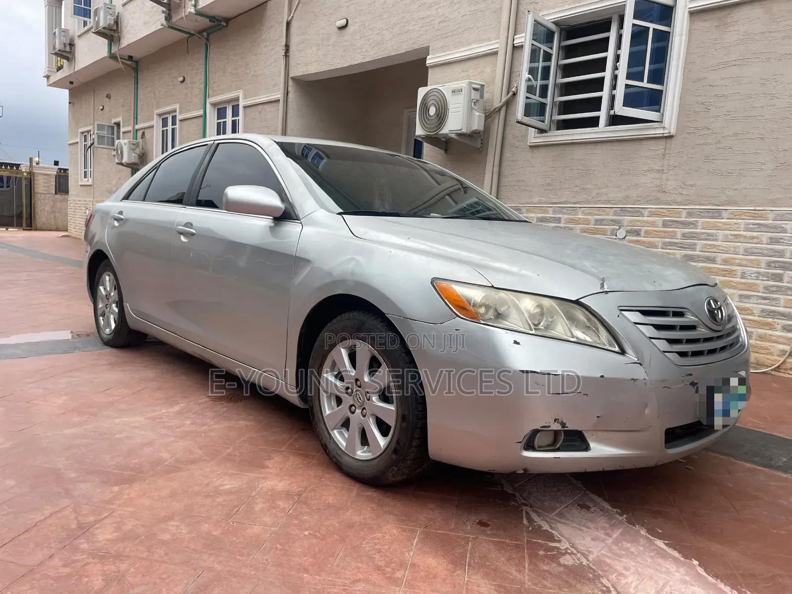 Toyota Camry XLE 4dr Sedan (2.4L 4cyl 5A) 2007 Silver